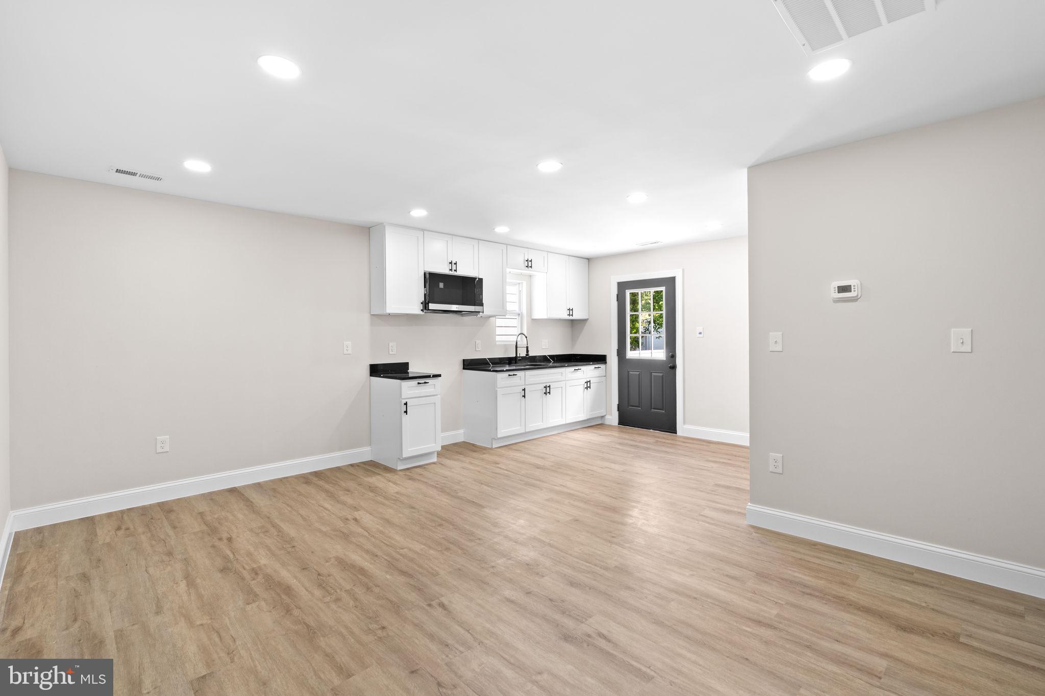 CAPITOL HEIGHTS - Residential