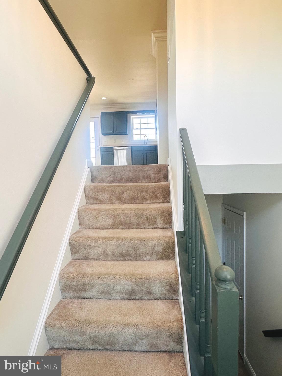 FOREST HEIGHTS - Residential Lease