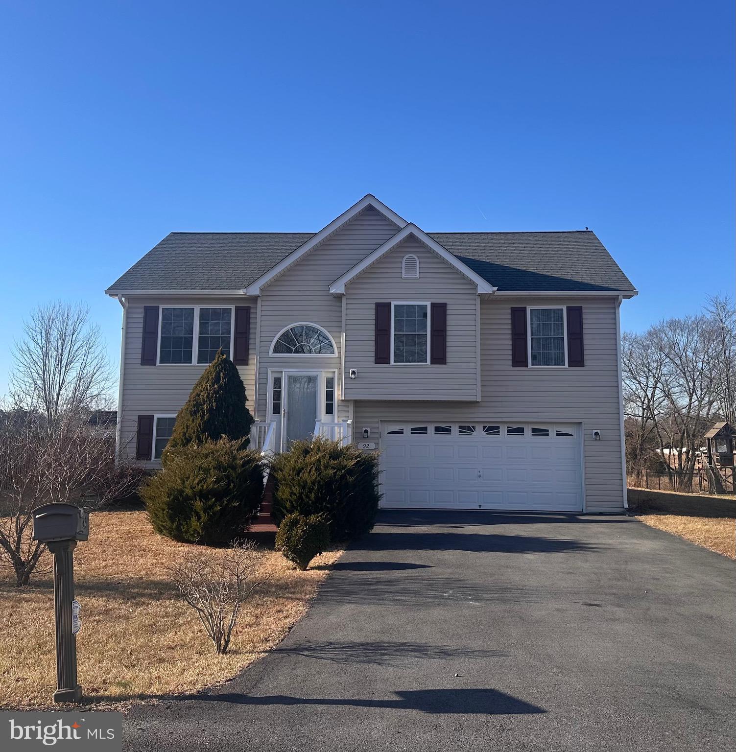 FOREST HEIGHTS - Residential Lease