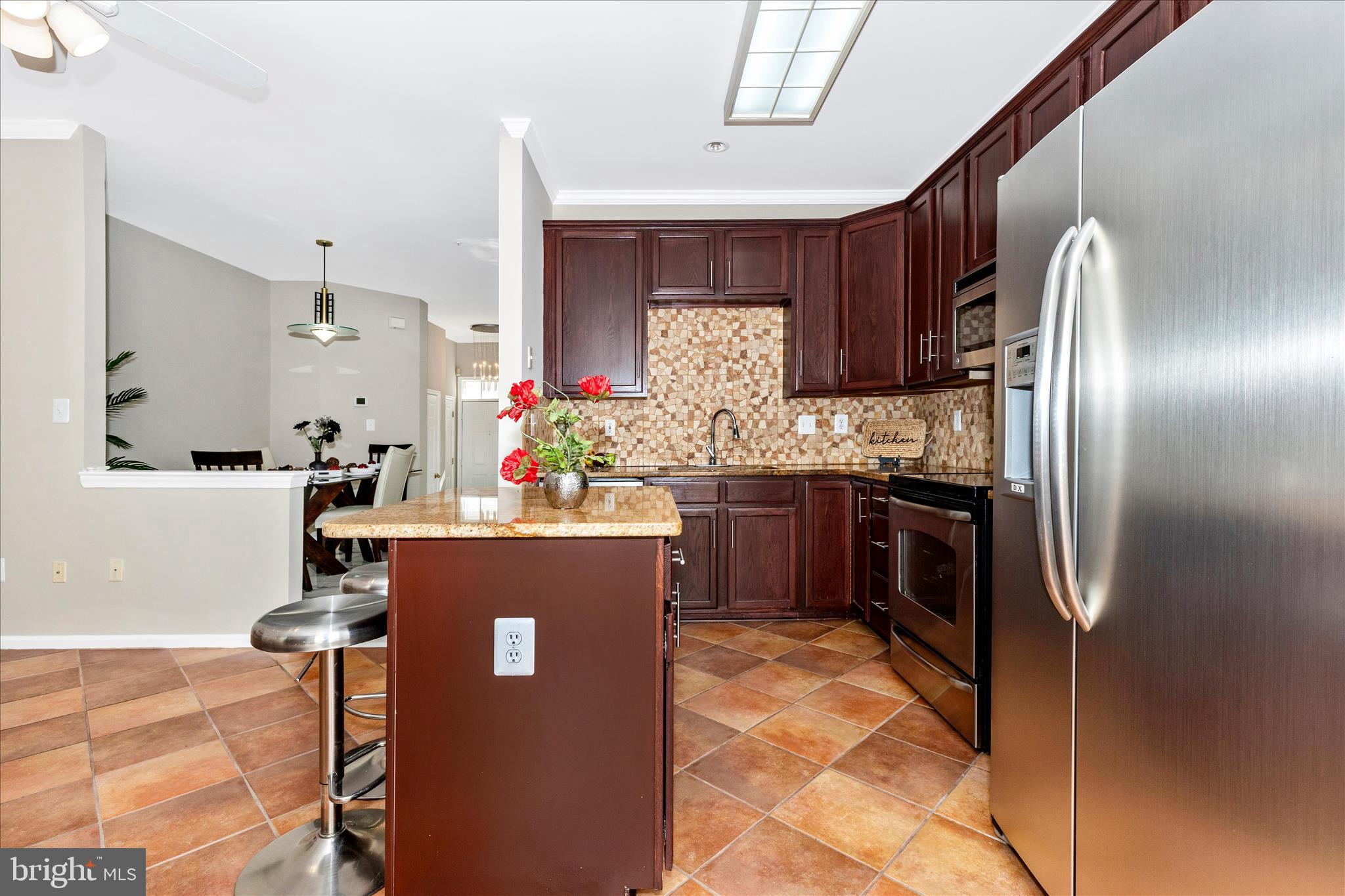 WASHINGTONIAN CENTER - Residential