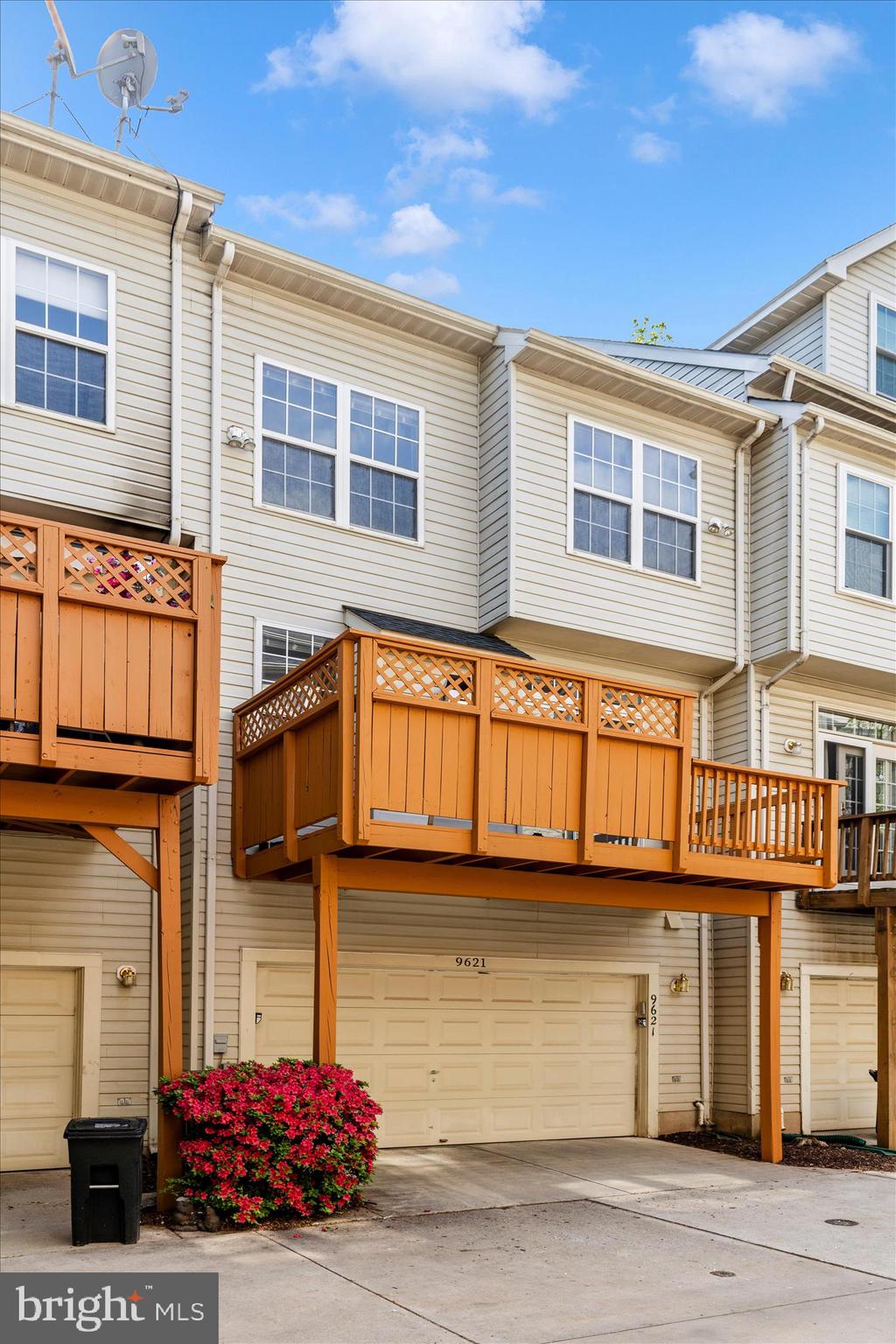 WASHINGTONIAN CENTER - Residential