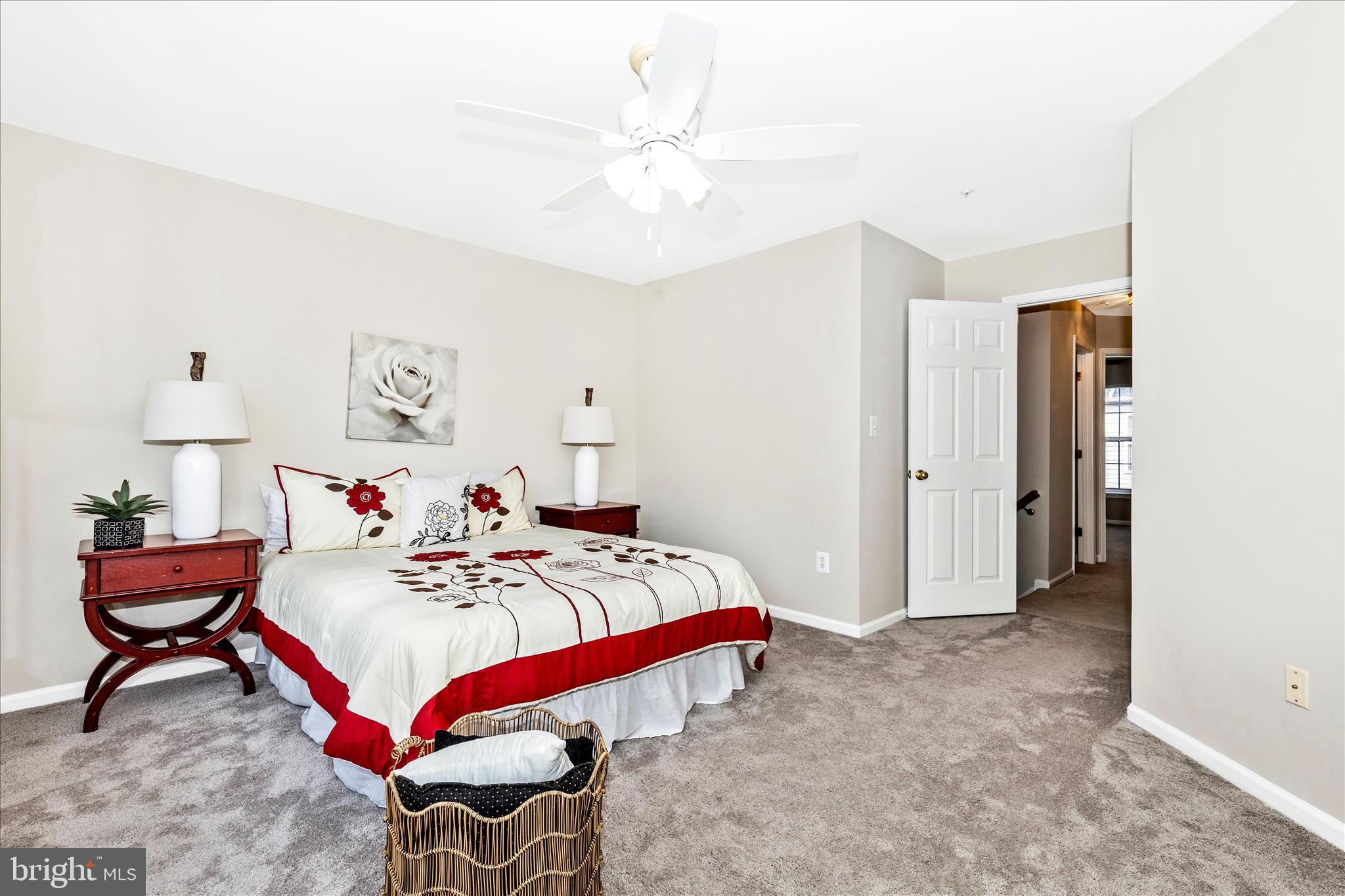WASHINGTONIAN CENTER - Residential