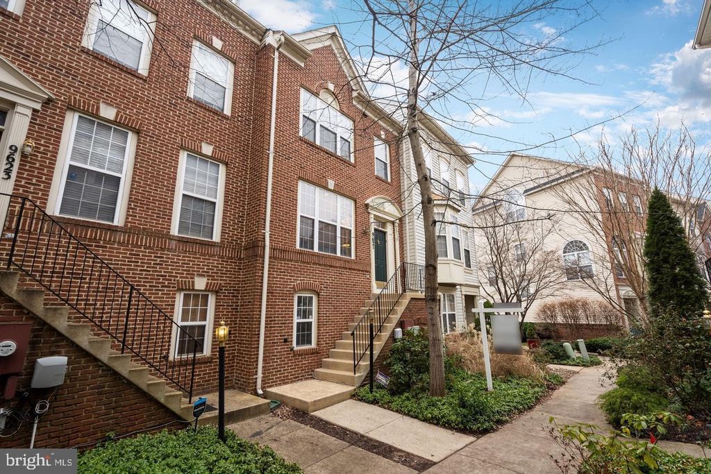 Photo of 9621 Athens Place, GAITHERSBURG, MD 20878 (MLS # MDMC2225664)