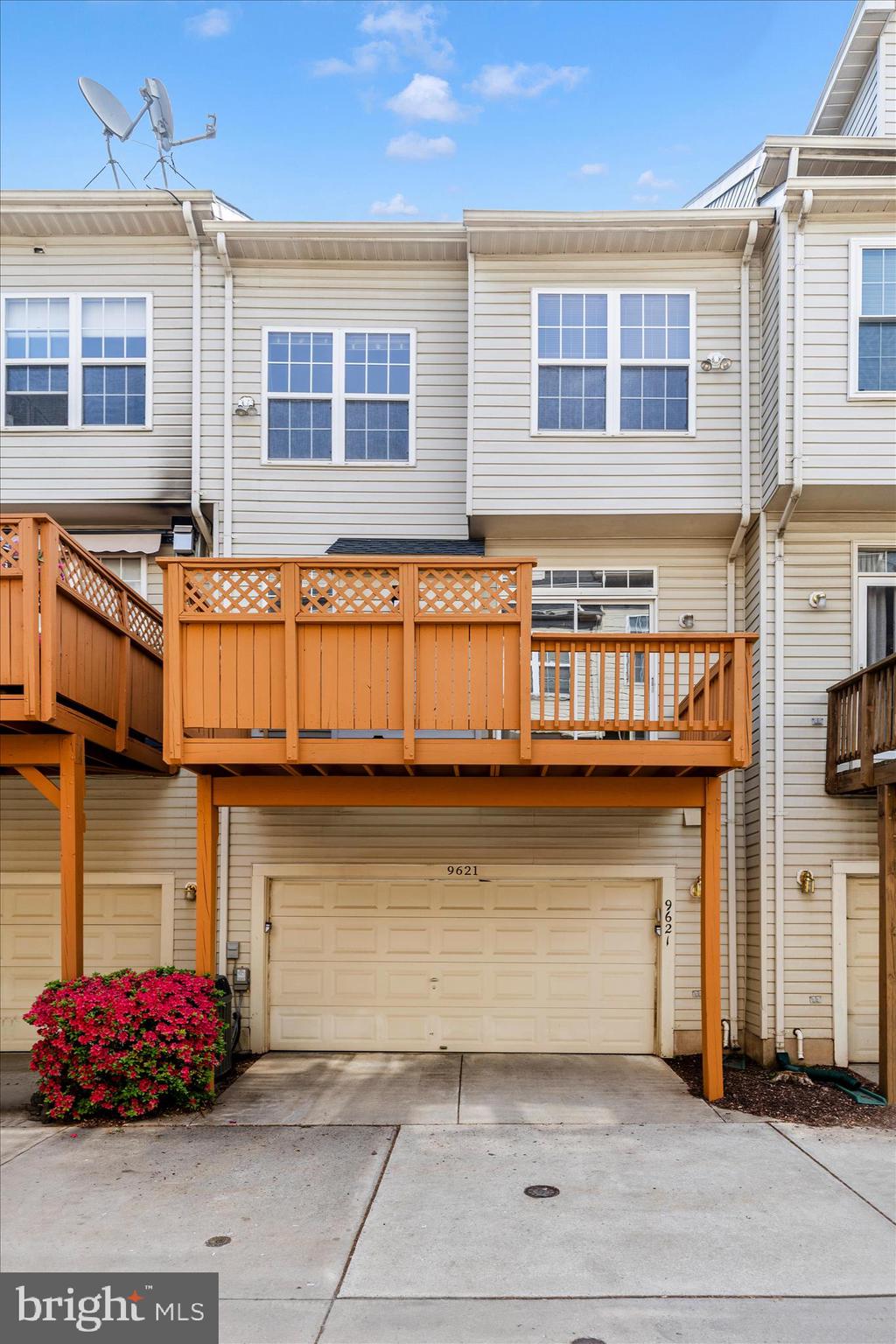 WASHINGTONIAN CENTER - Residential