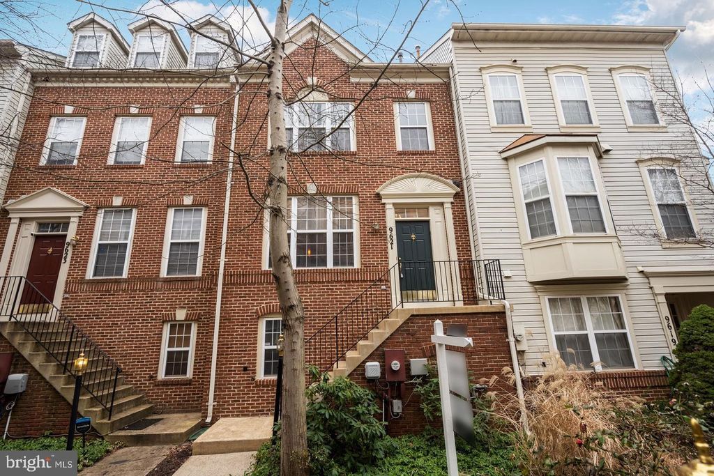 Photo of 9621 Athens Place, GAITHERSBURG, MD 20878 (MLS # MDMC2225664)