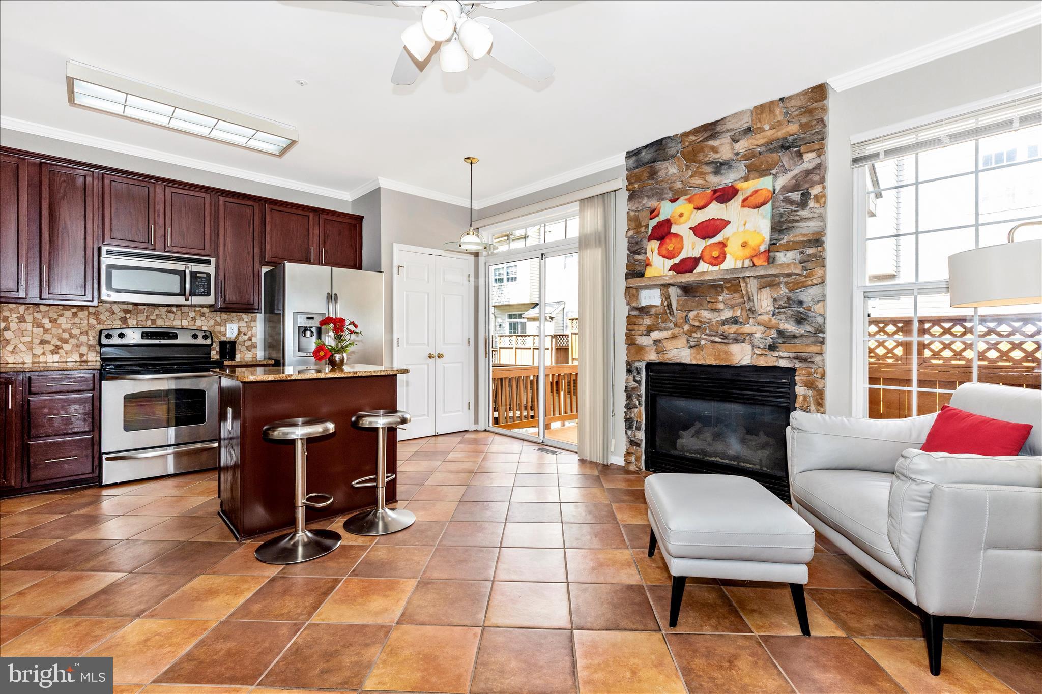 WASHINGTONIAN CENTER - Residential