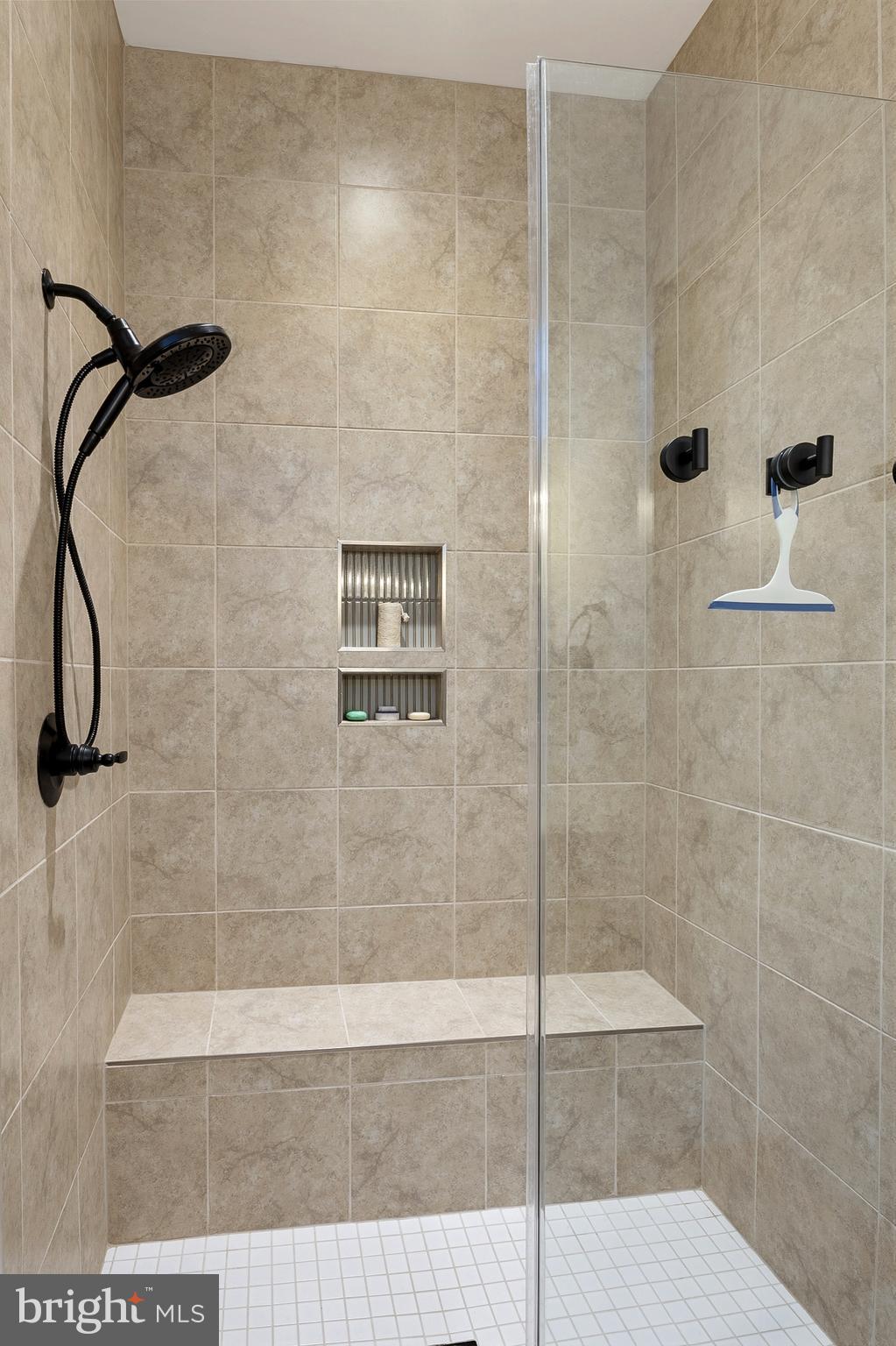 AMBLEBROOK - Residential