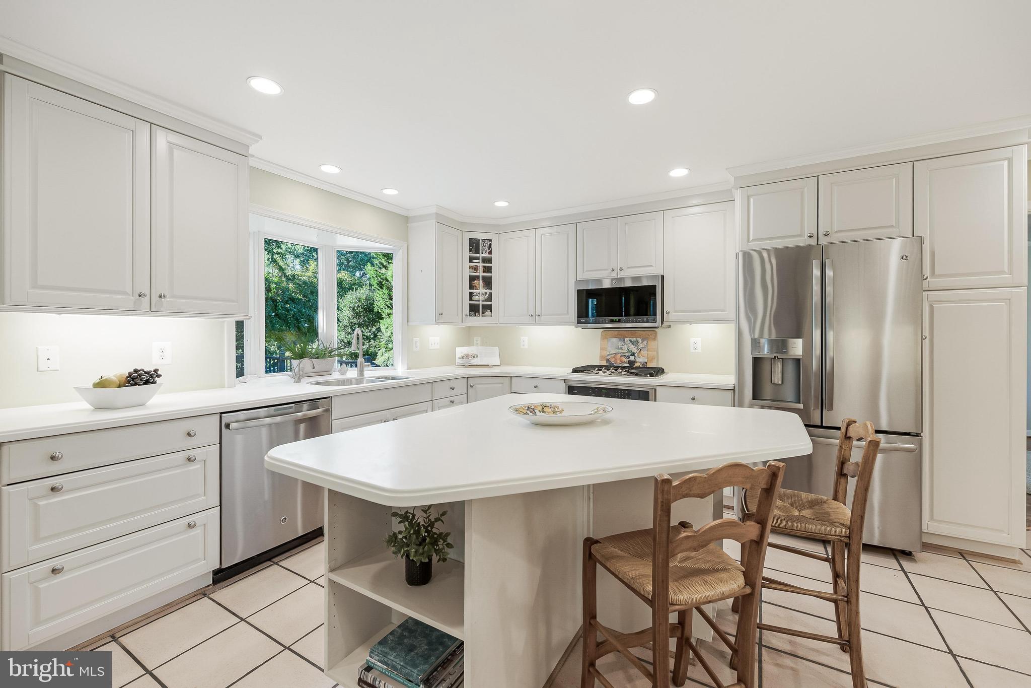 HICKORY CREEK - Residential