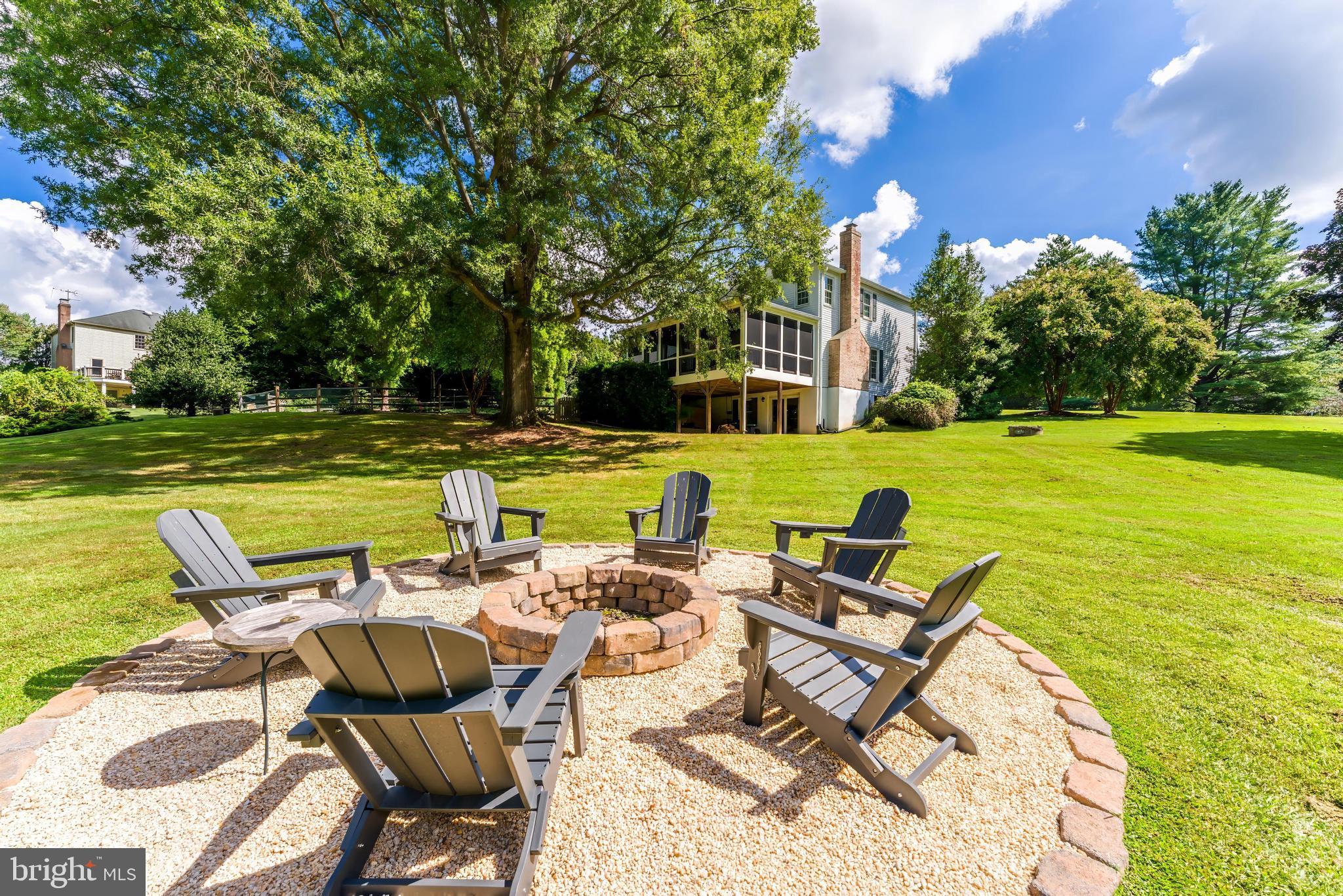 HICKORY CREEK - Residential