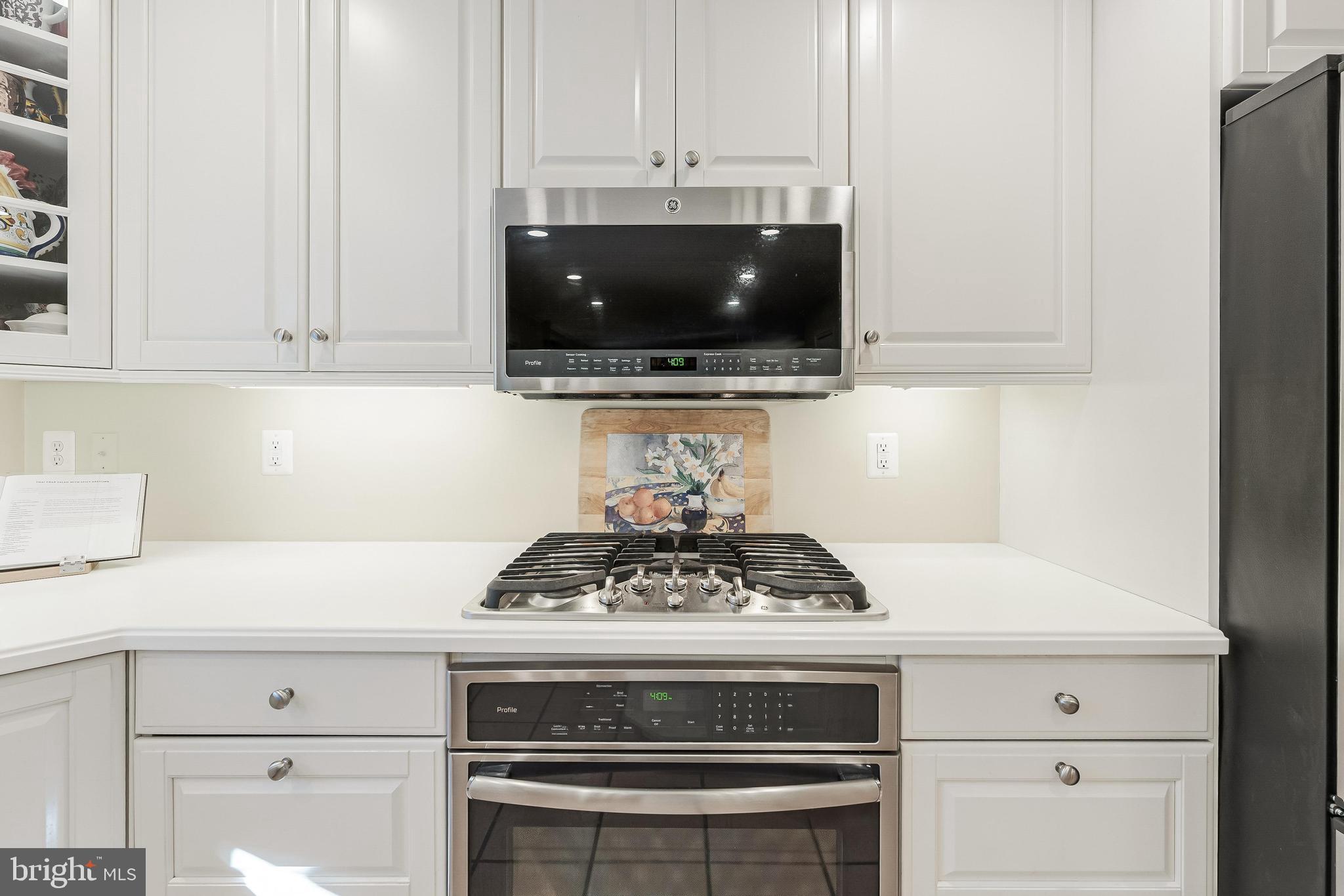 HICKORY CREEK - Residential