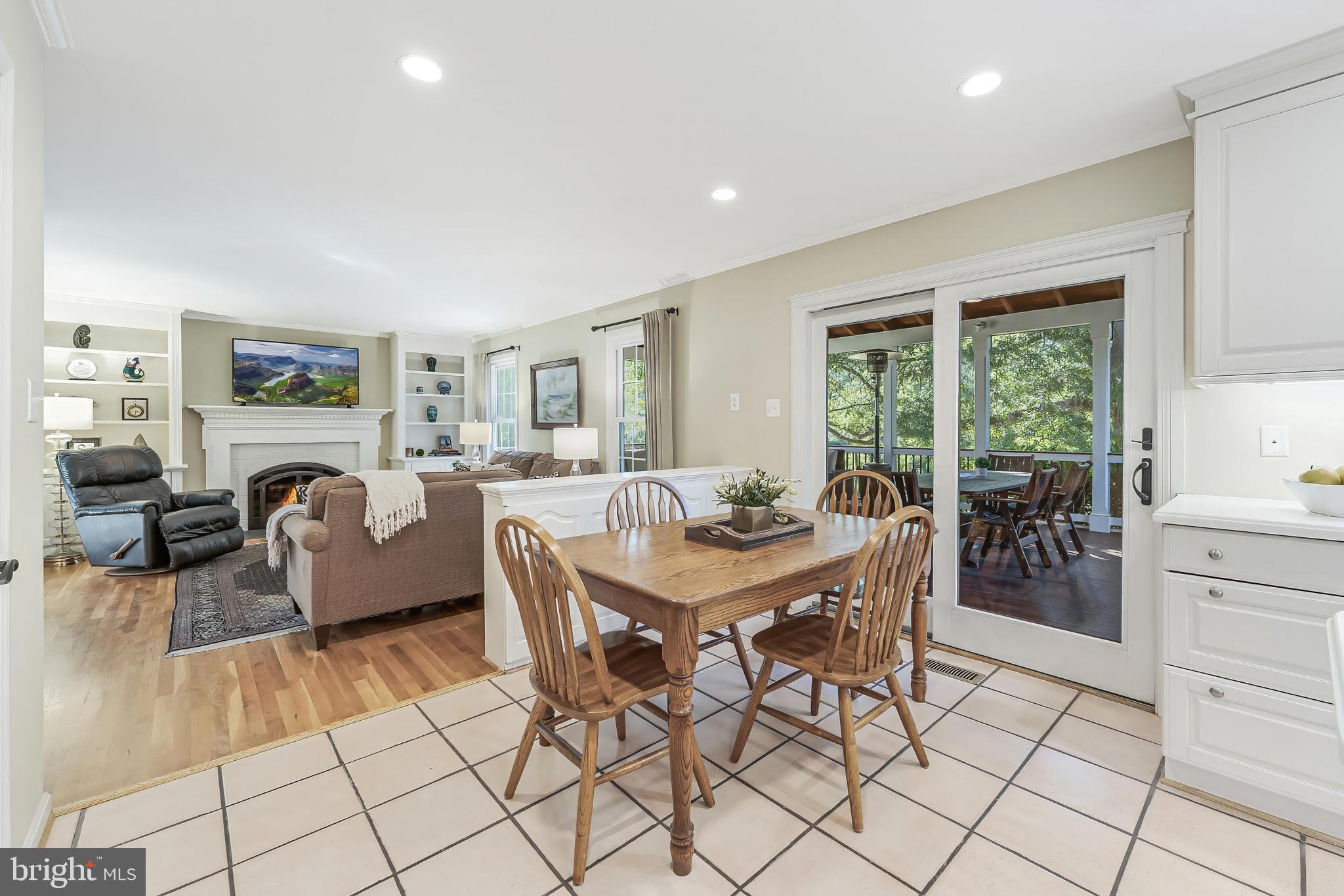 HICKORY CREEK - Residential