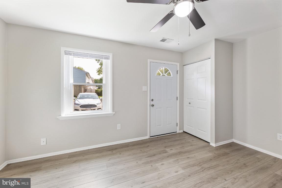 OAK MANOR - Residential