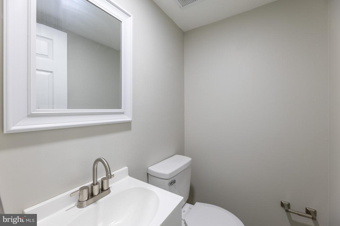 OAK MANOR - Residential