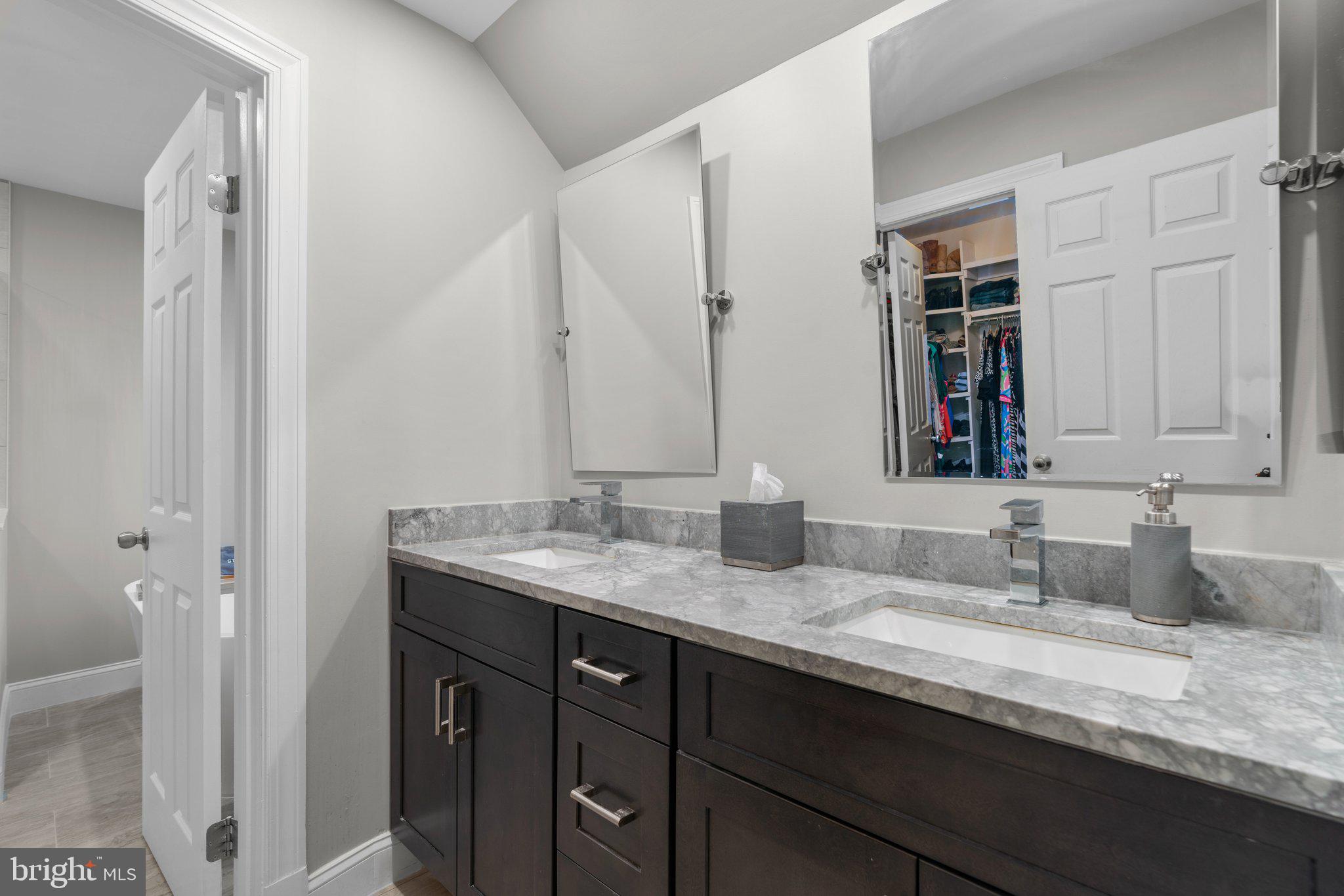 STONEBRIDGE - Residential