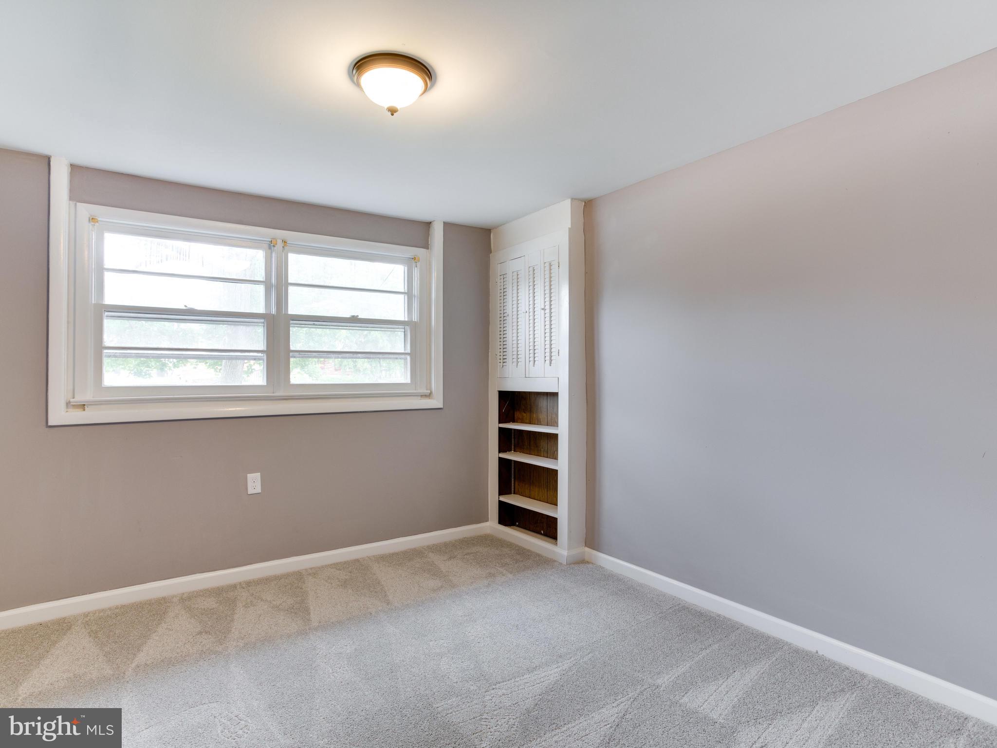 LANDOVER ESTATES - Residential