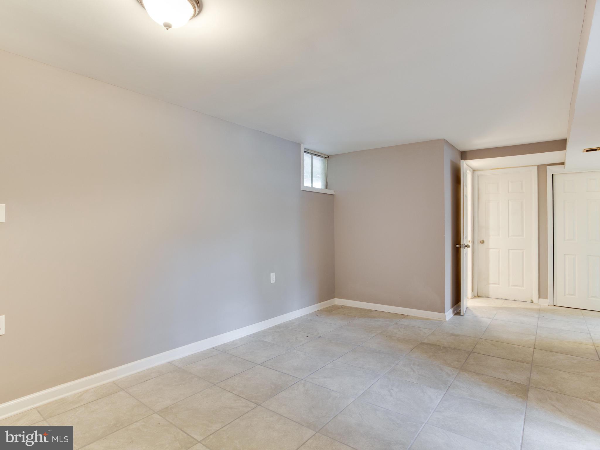 LANDOVER ESTATES - Residential