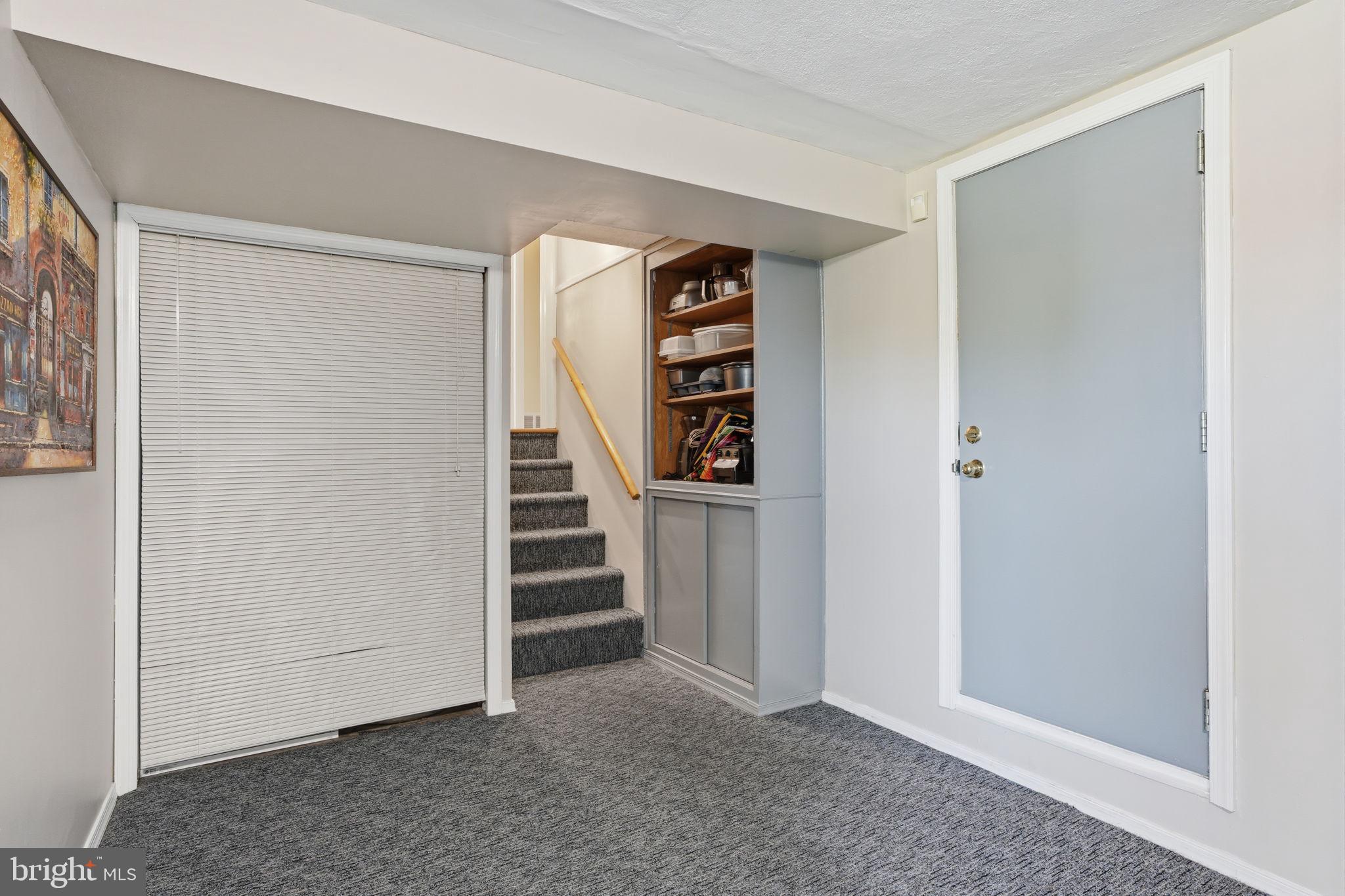 BRENTWOOD MANOR - Residential