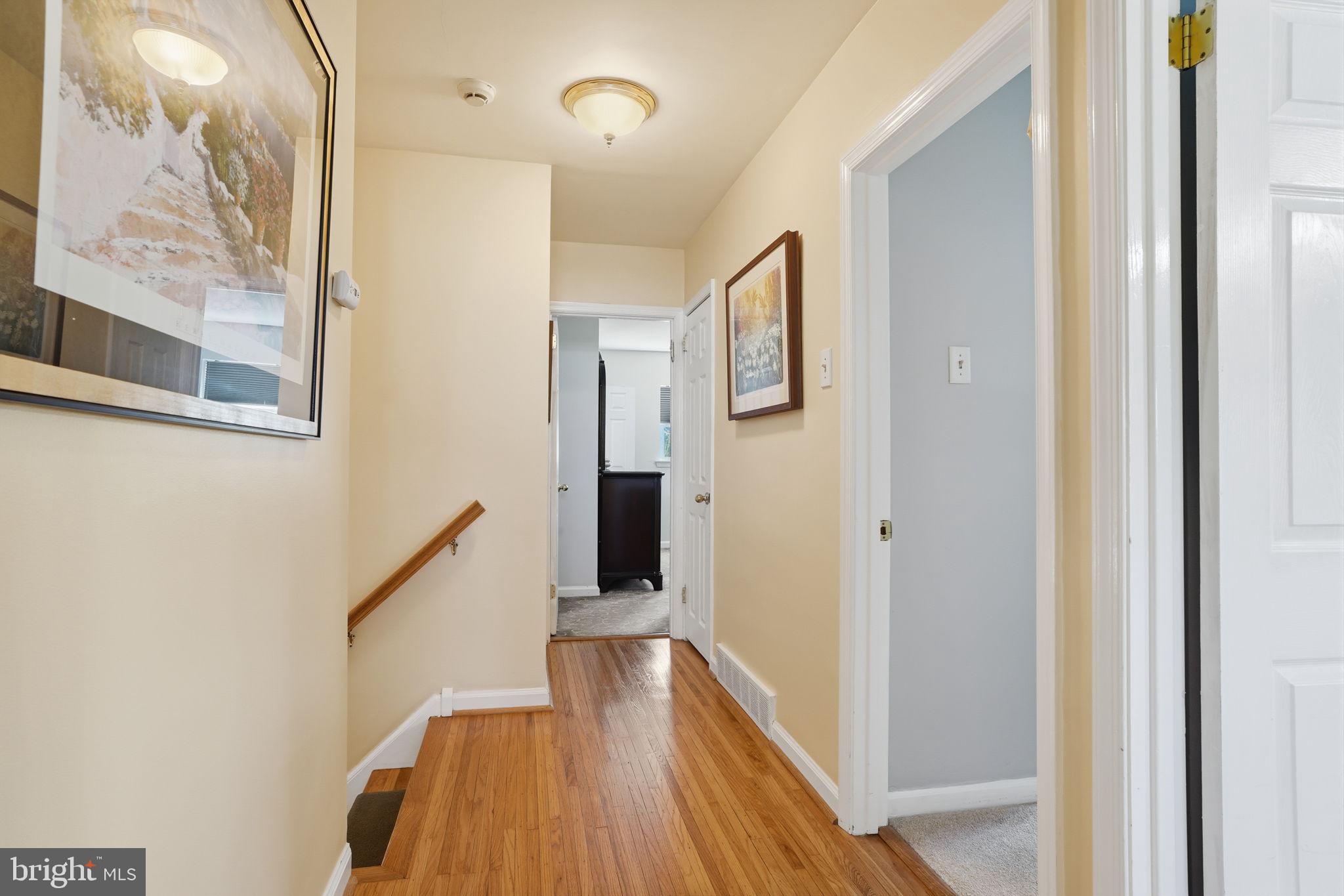 BRENTWOOD MANOR - Residential