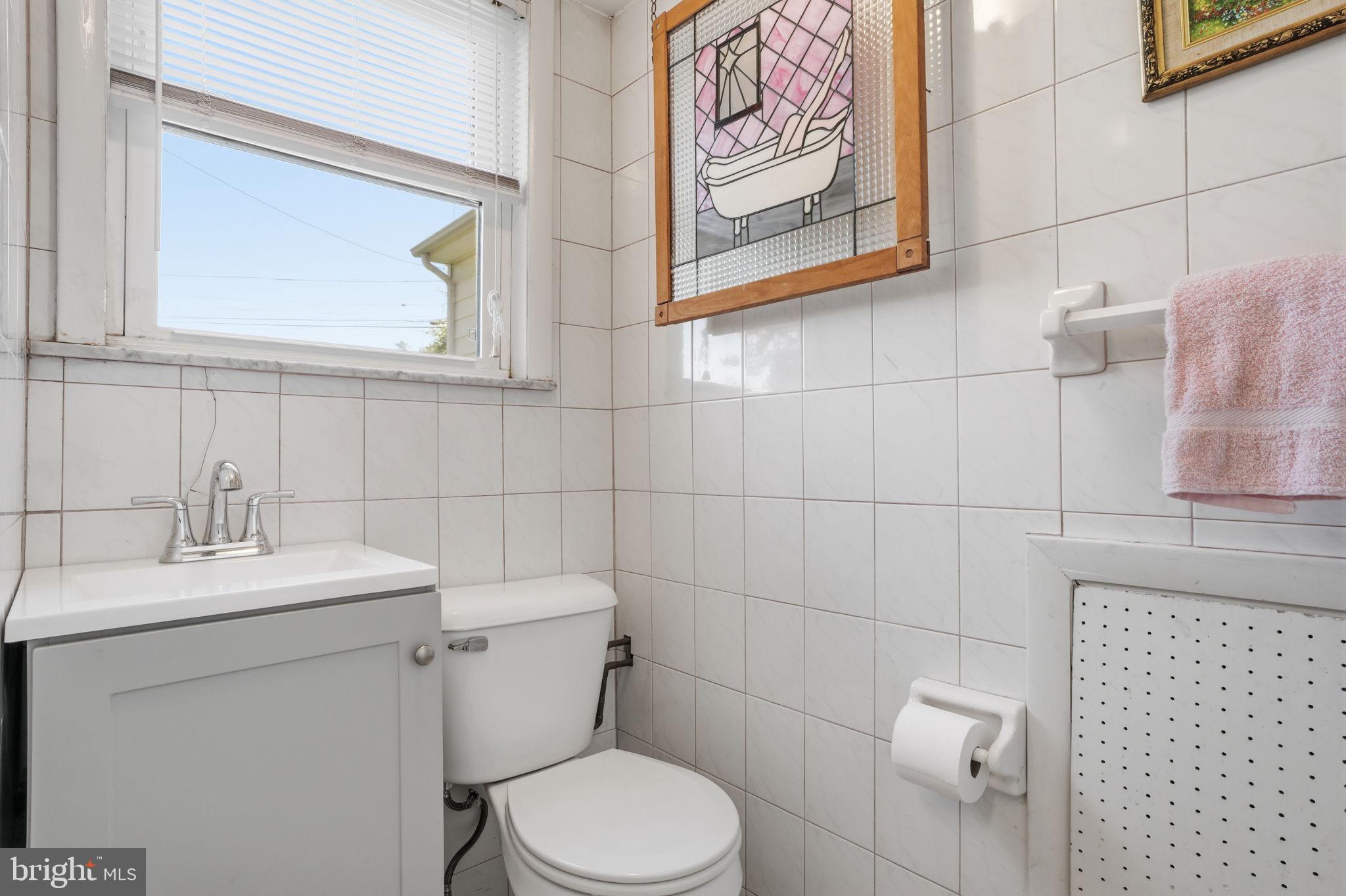 BRENTWOOD MANOR - Residential