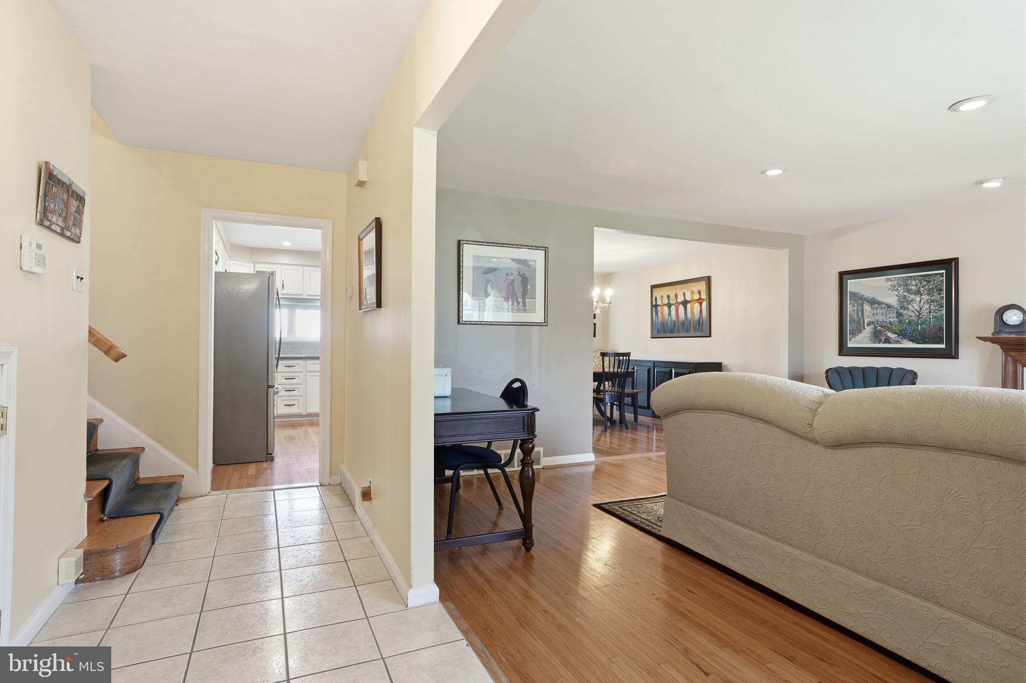 BRENTWOOD MANOR - Residential