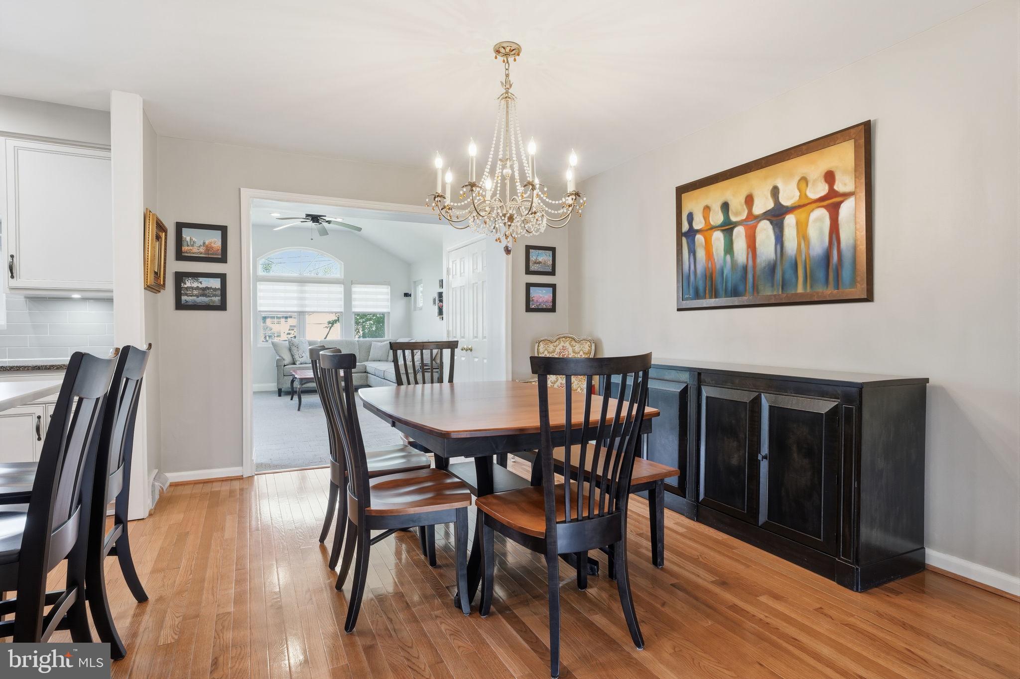 BRENTWOOD MANOR - Residential