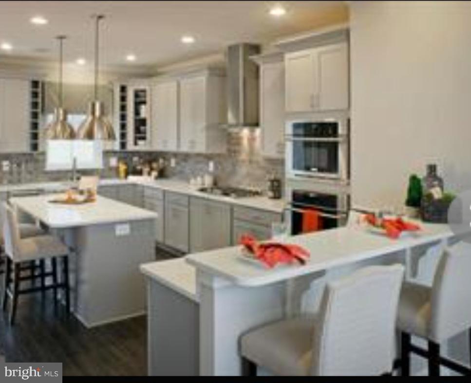 CLARKSBURG SQUARE - Residential