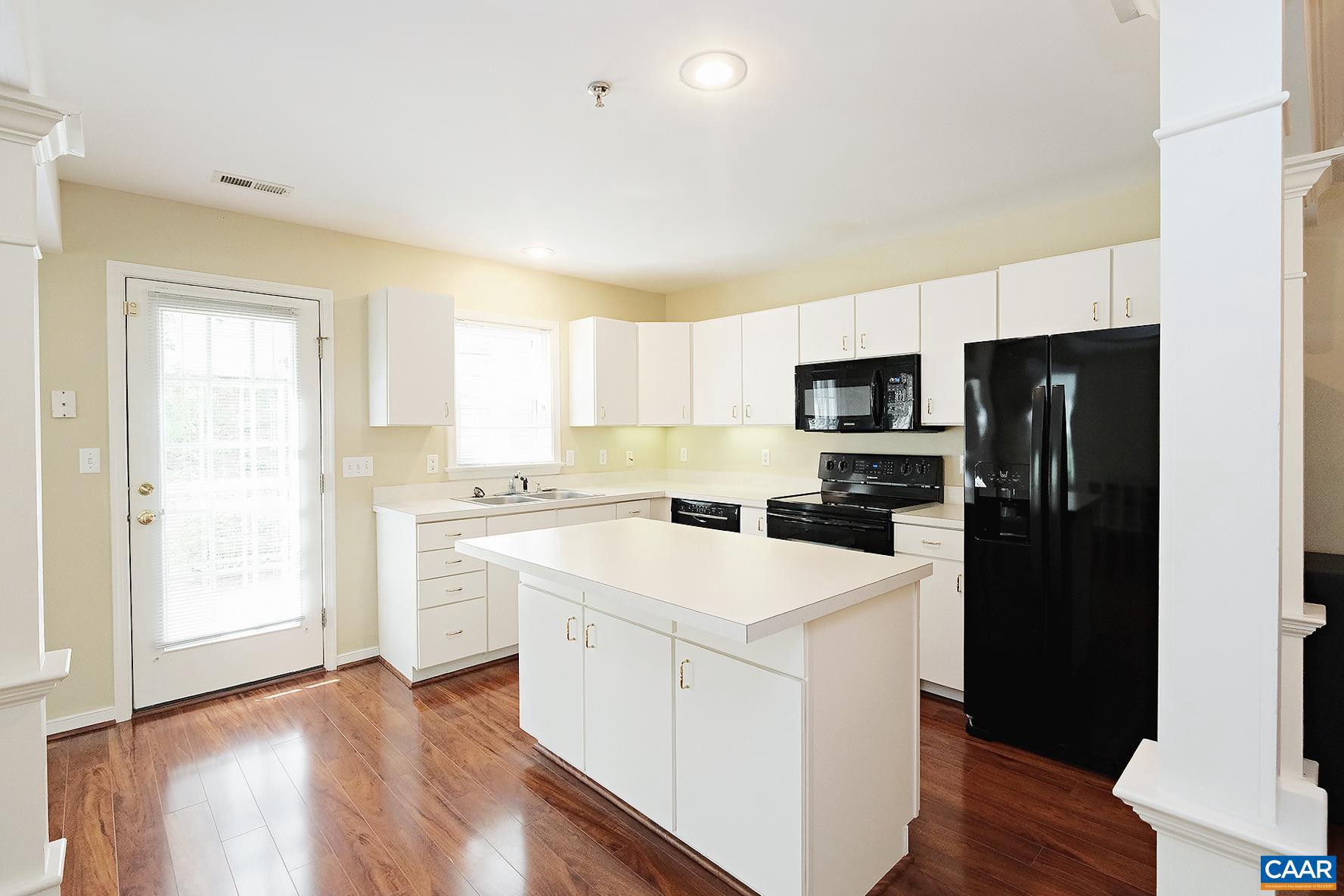 UNKNOWN - Residential Lease