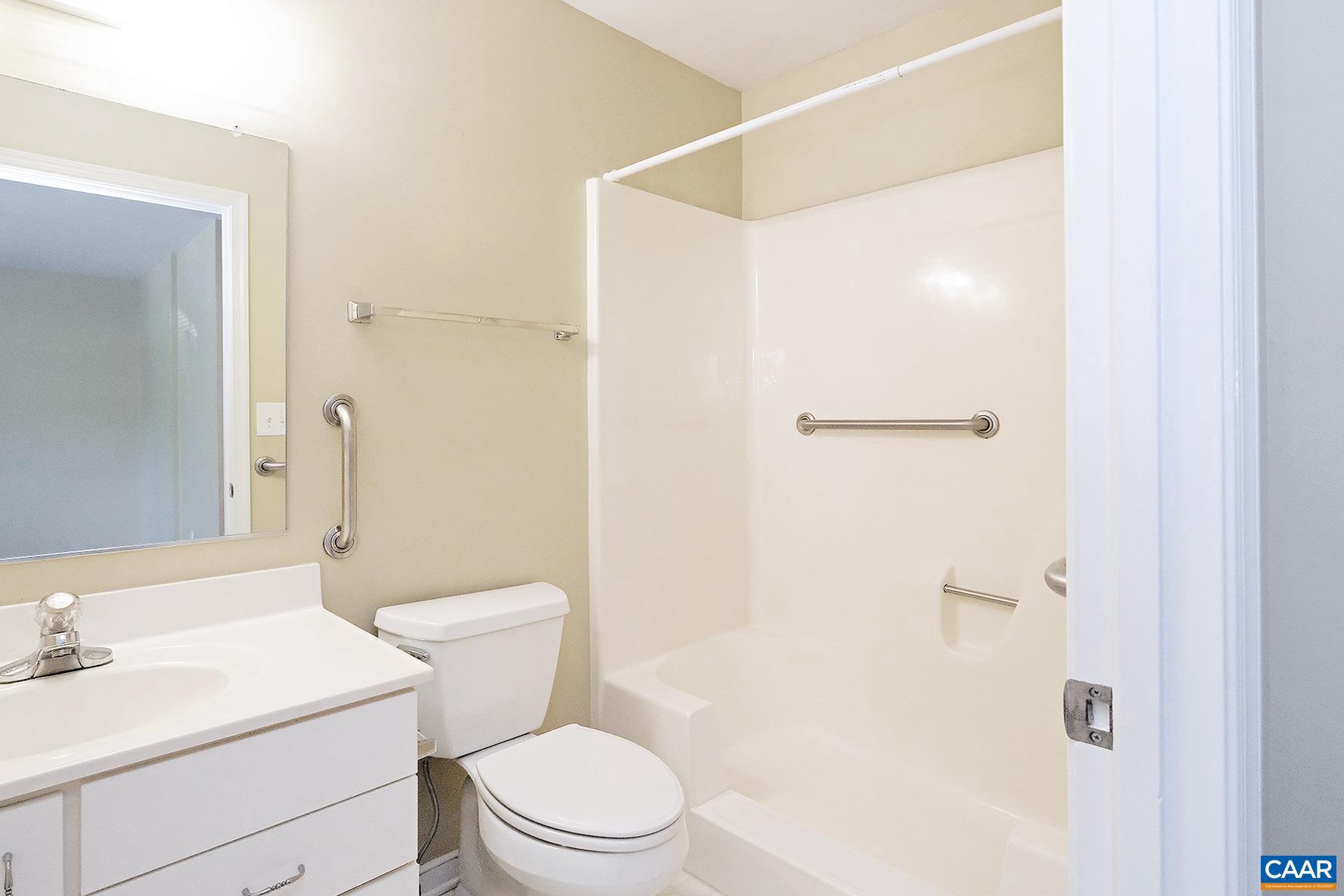 UNKNOWN - Residential Lease