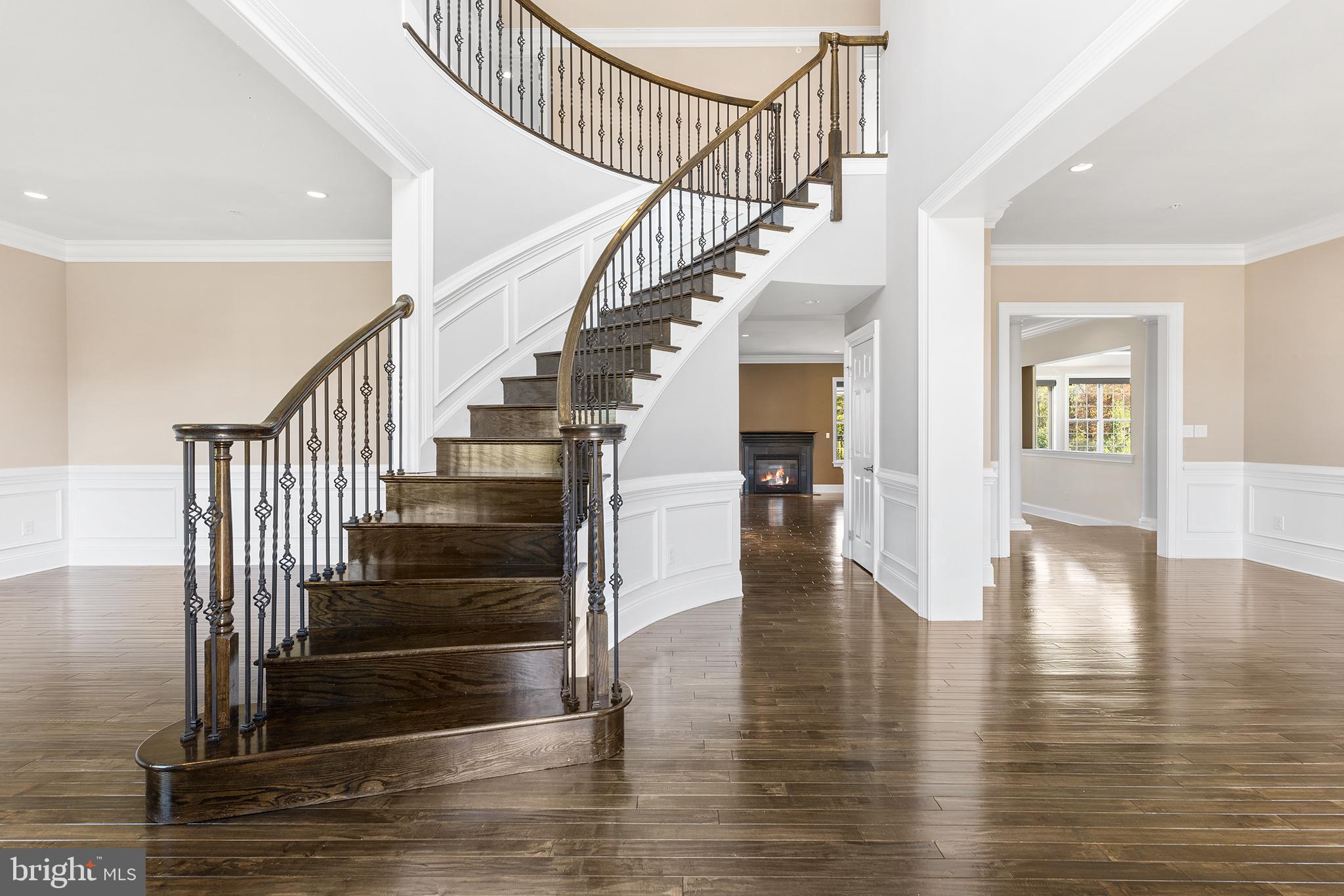 ESTATE AT MILL CREEK - Residential