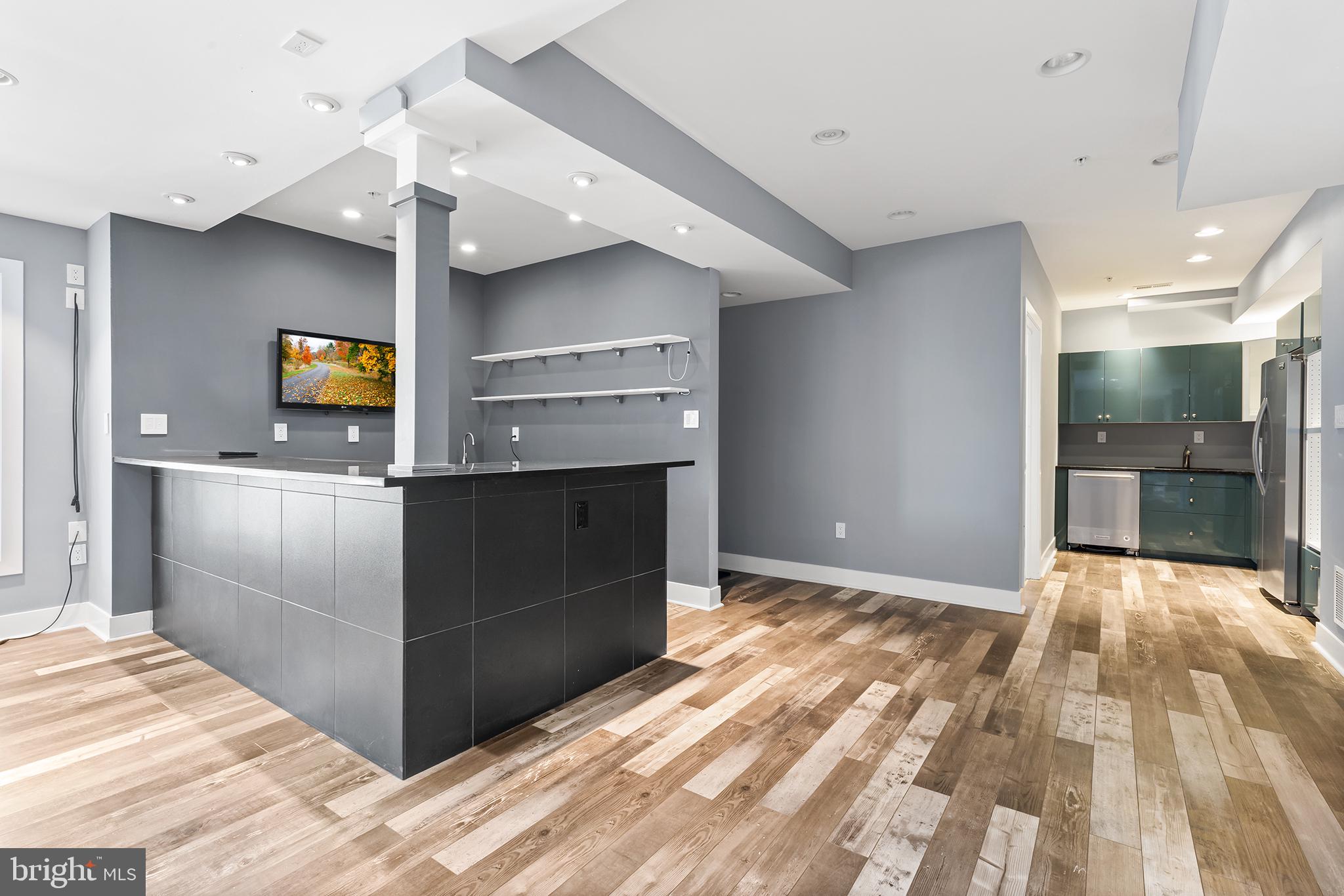 ESTATE AT MILL CREEK - Residential