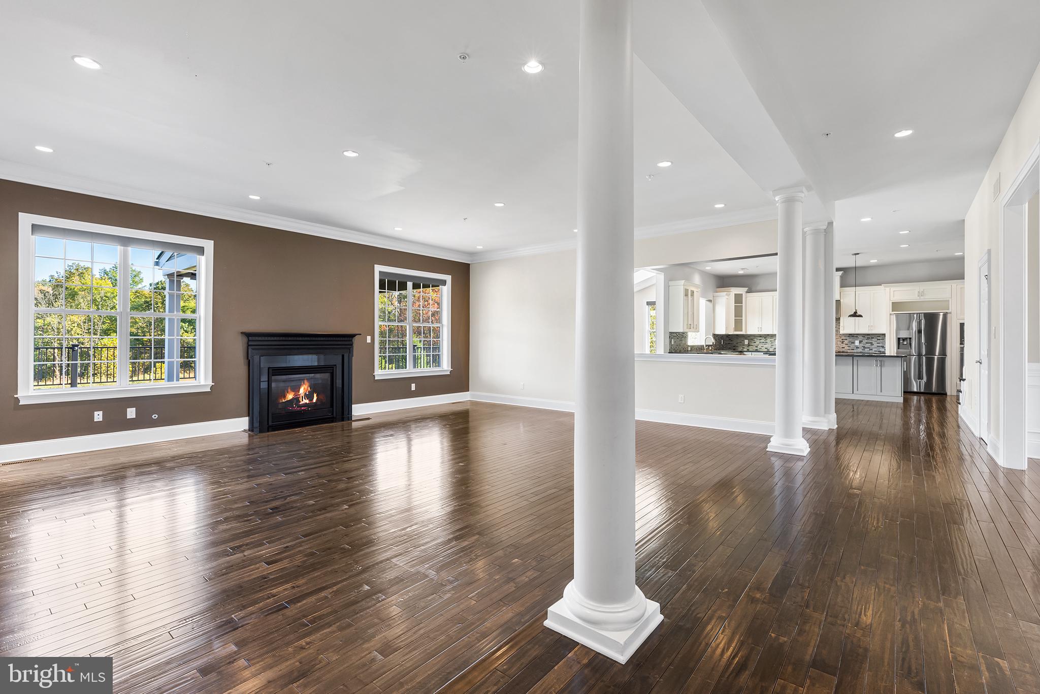 ESTATE AT MILL CREEK - Residential