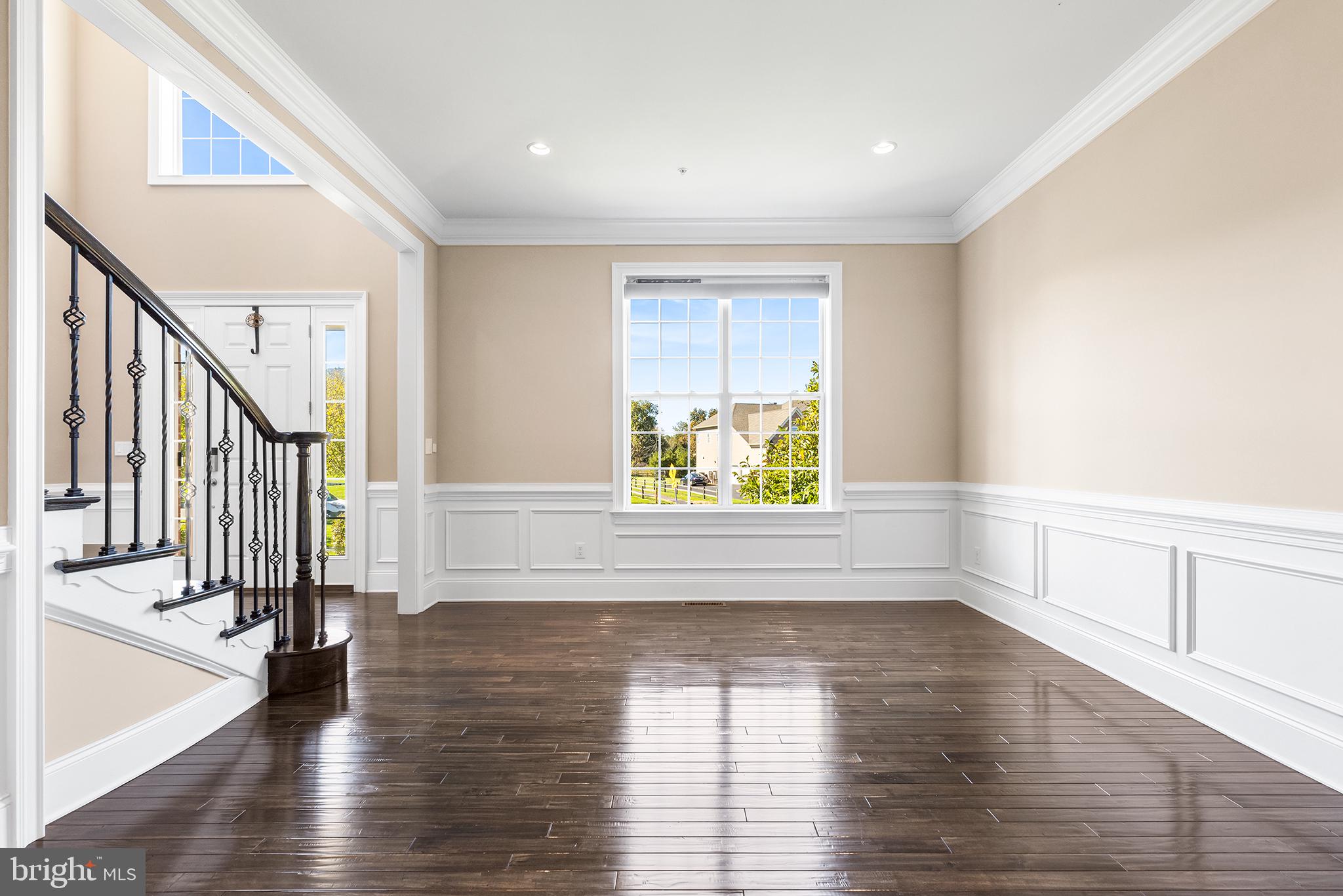 ESTATE AT MILL CREEK - Residential