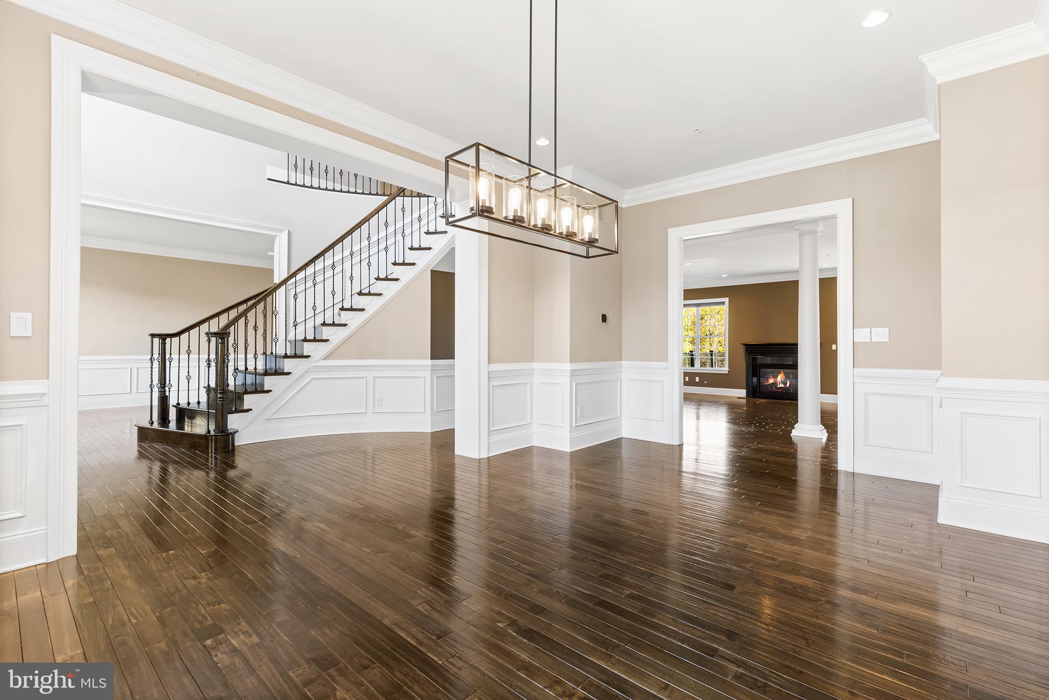 ESTATE AT MILL CREEK - Residential