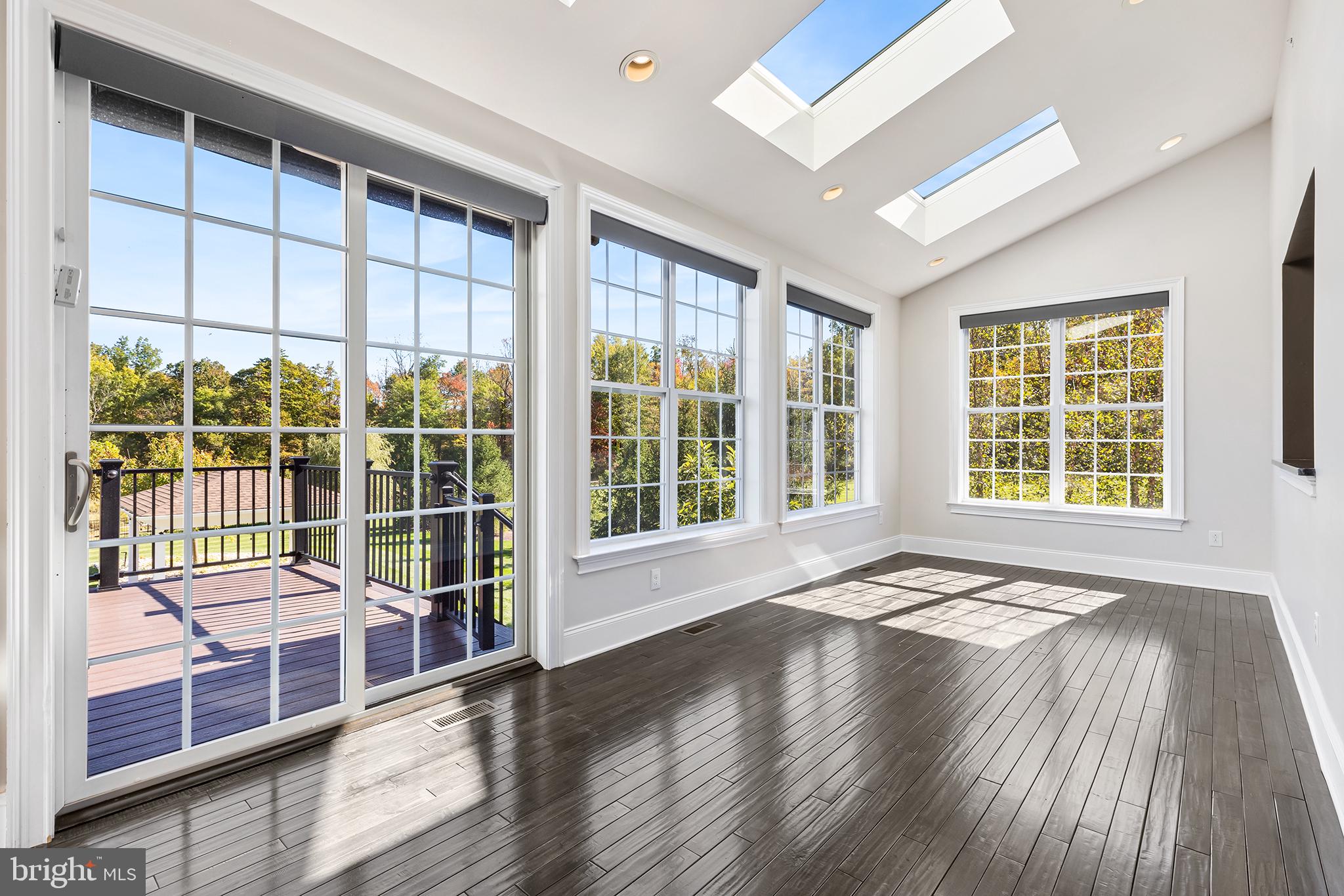 ESTATE AT MILL CREEK - Residential