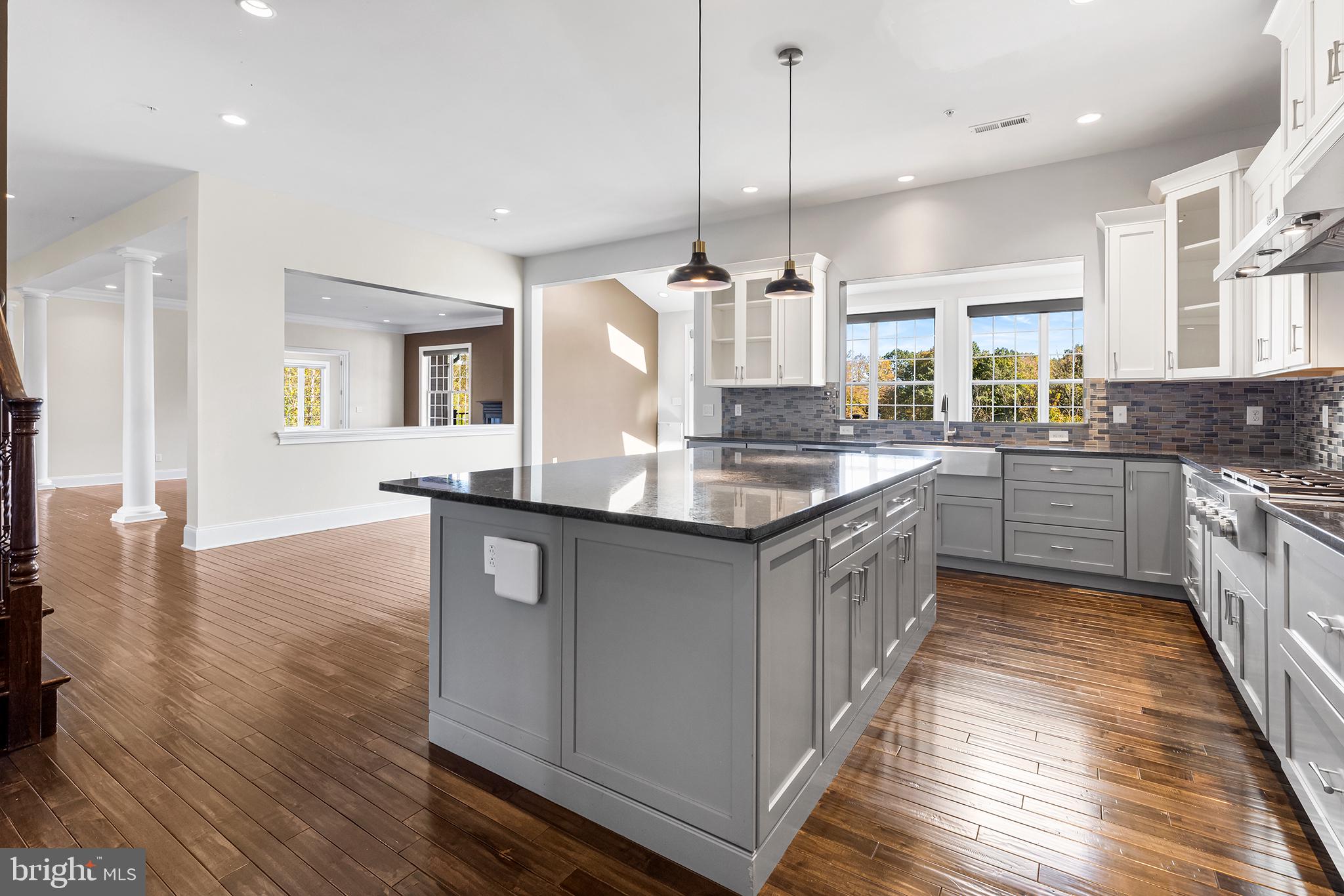 ESTATE AT MILL CREEK - Residential