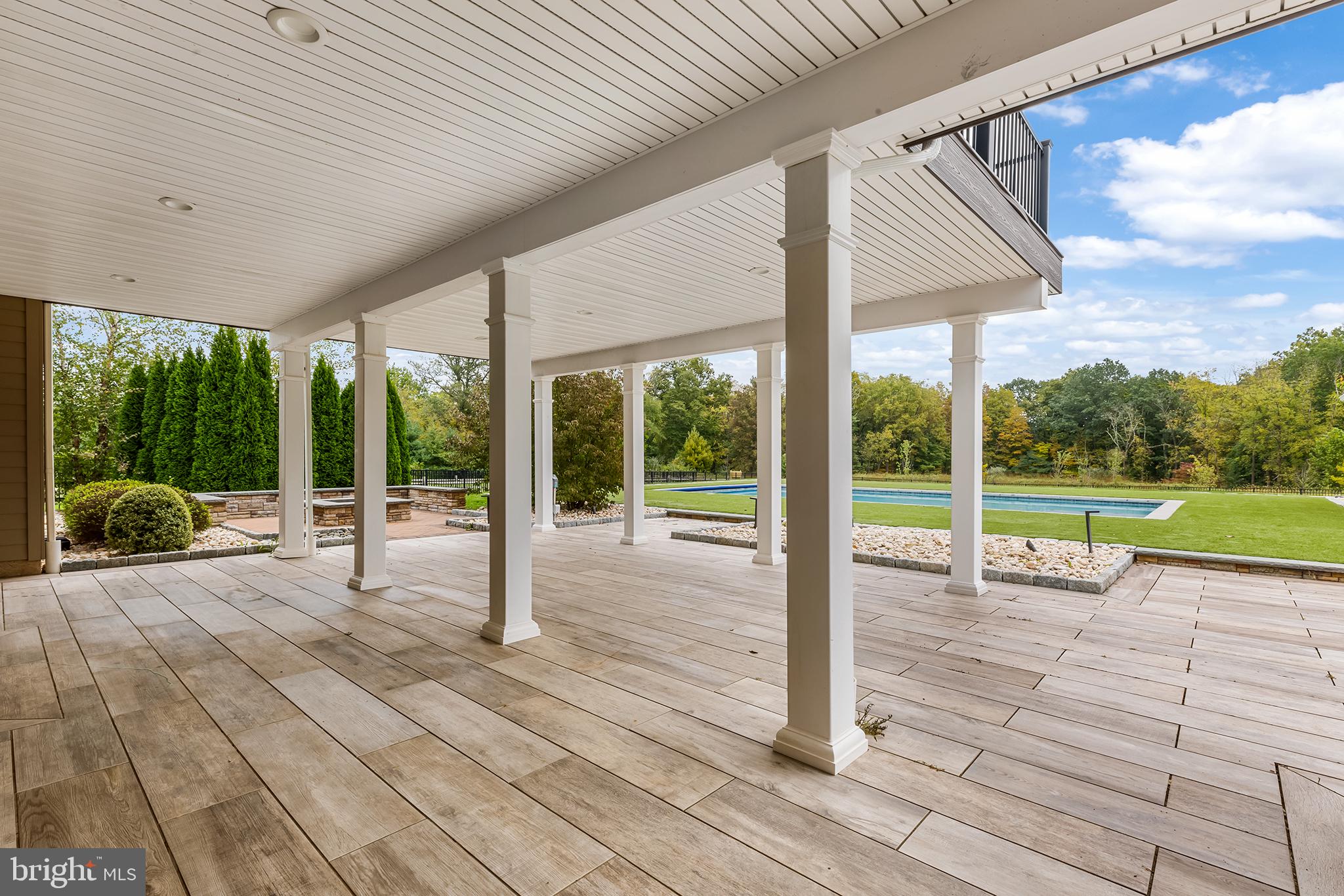 ESTATE AT MILL CREEK - Residential