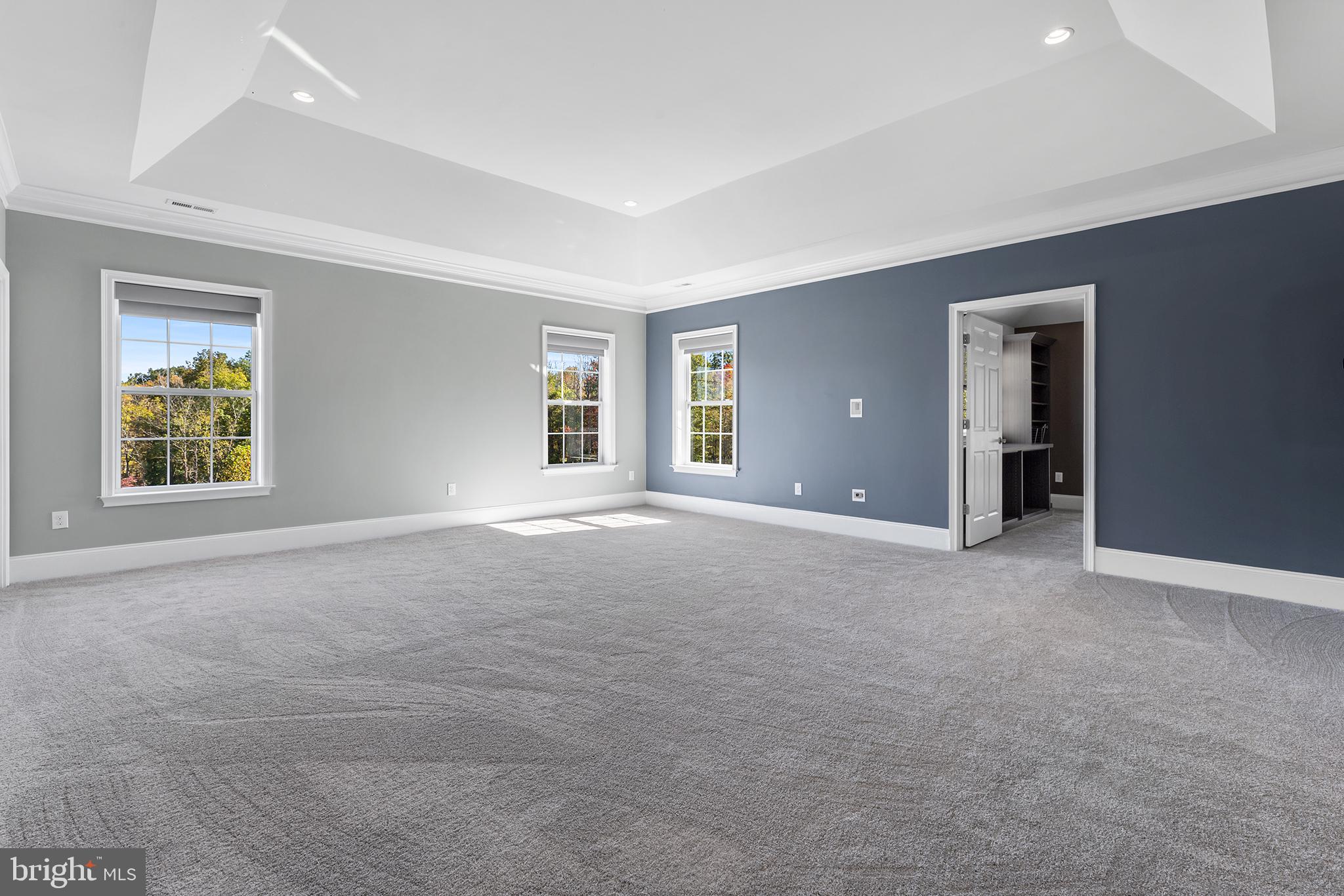 ESTATE AT MILL CREEK - Residential