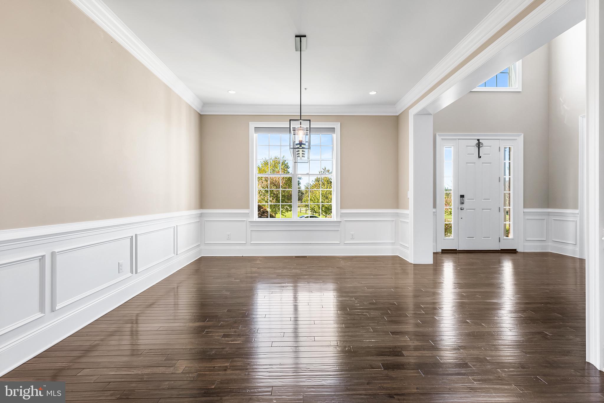 ESTATE AT MILL CREEK - Residential