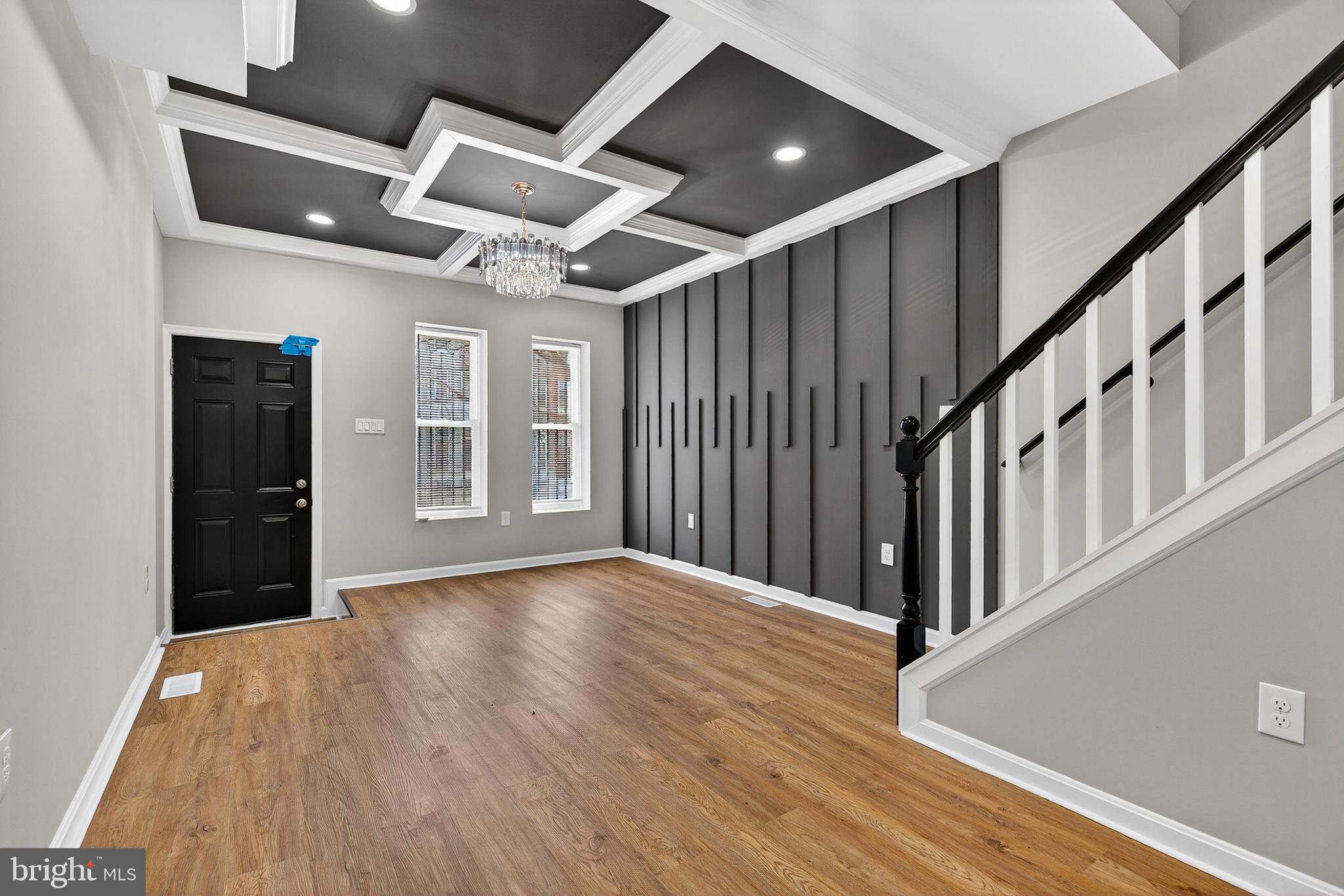 SANDTOWN-WINCHESTER - Residential