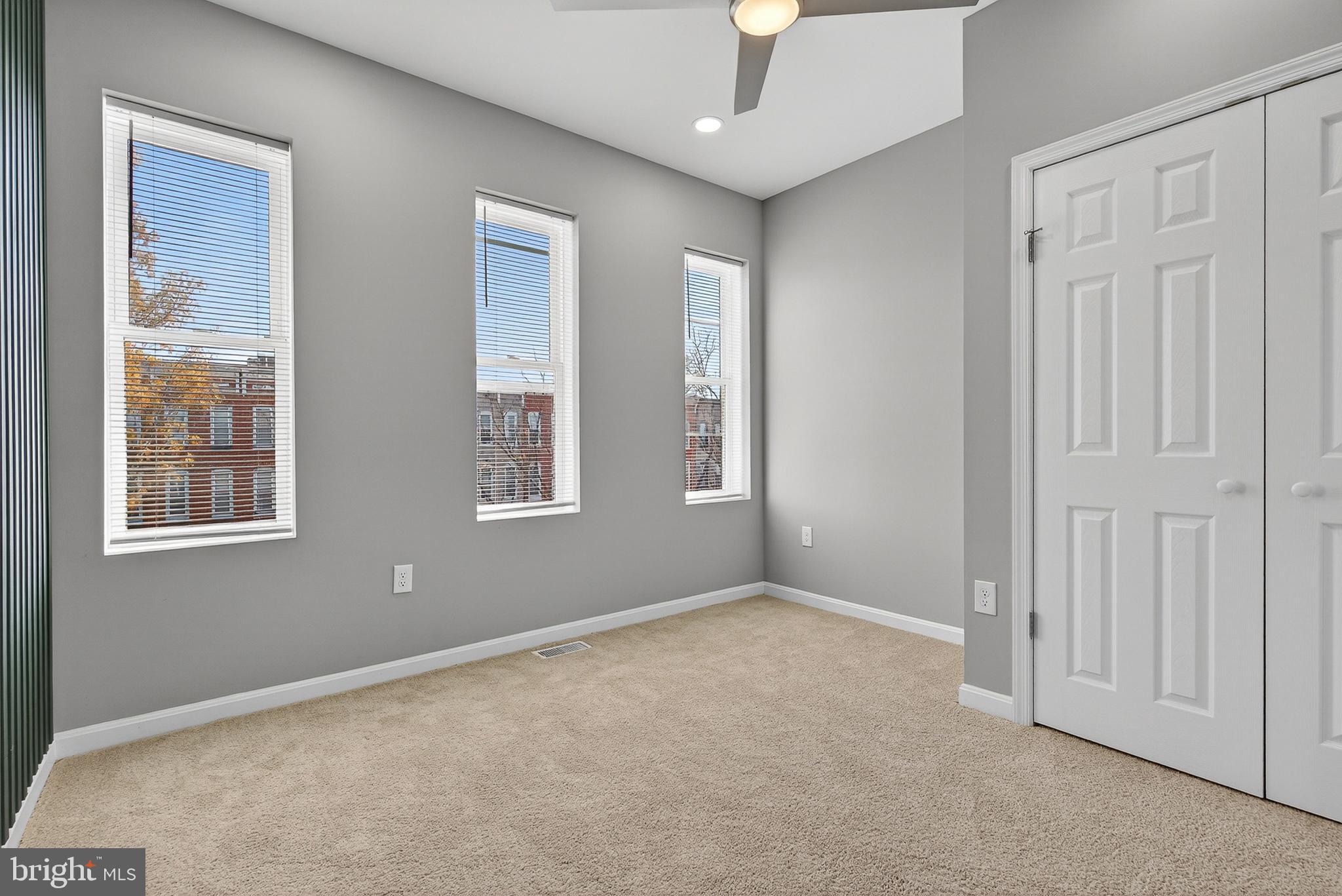 SANDTOWN-WINCHESTER - Residential