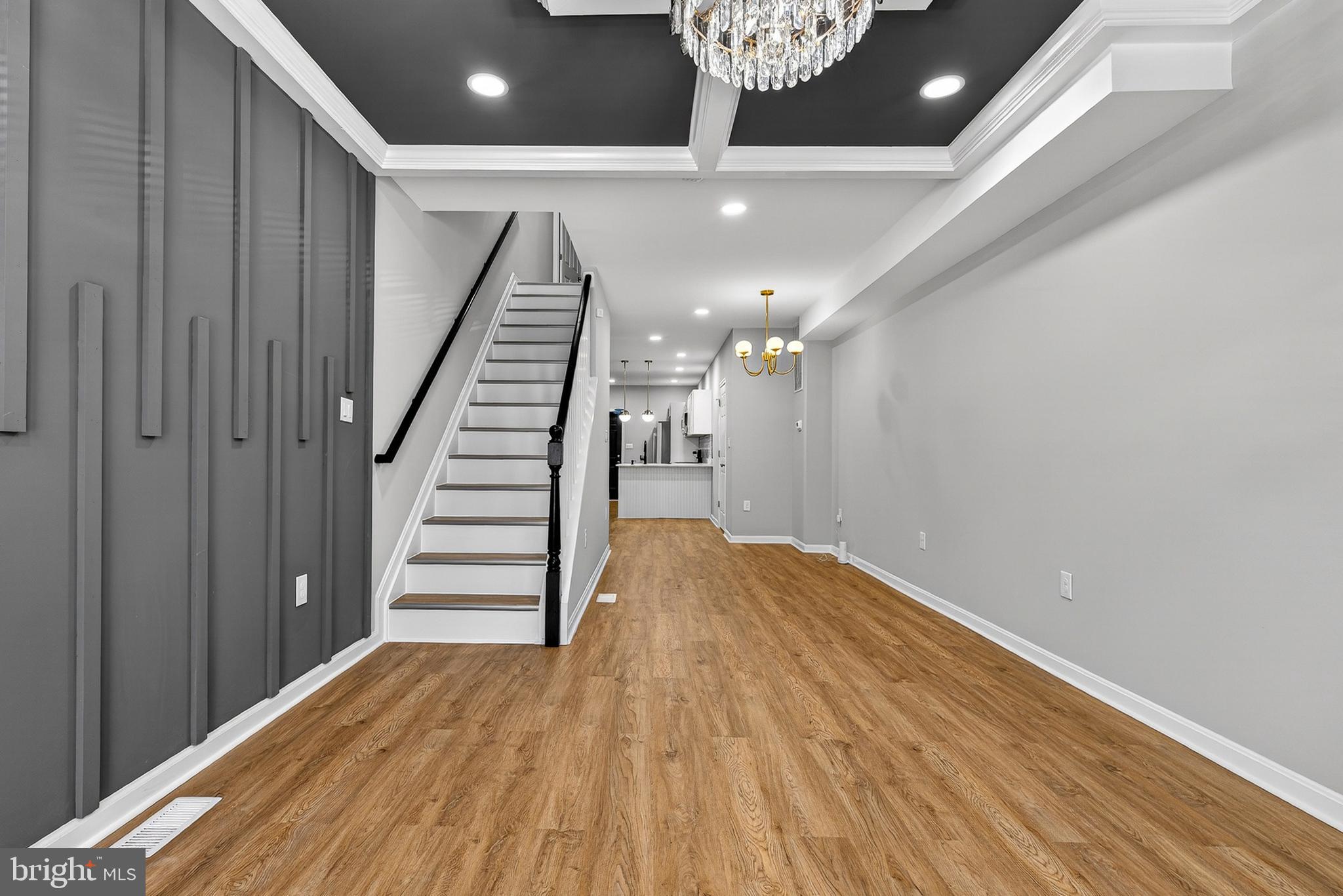 SANDTOWN-WINCHESTER - Residential