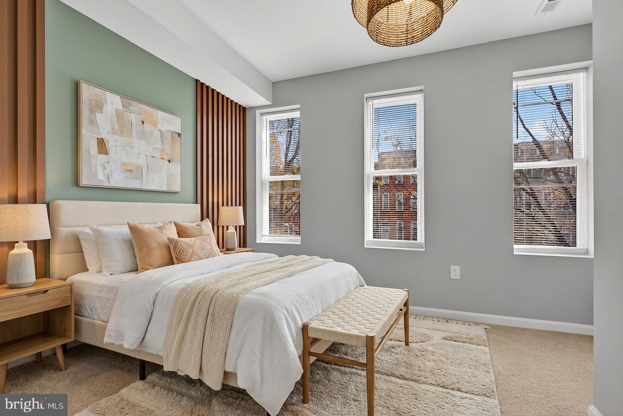 SANDTOWN-WINCHESTER - Residential