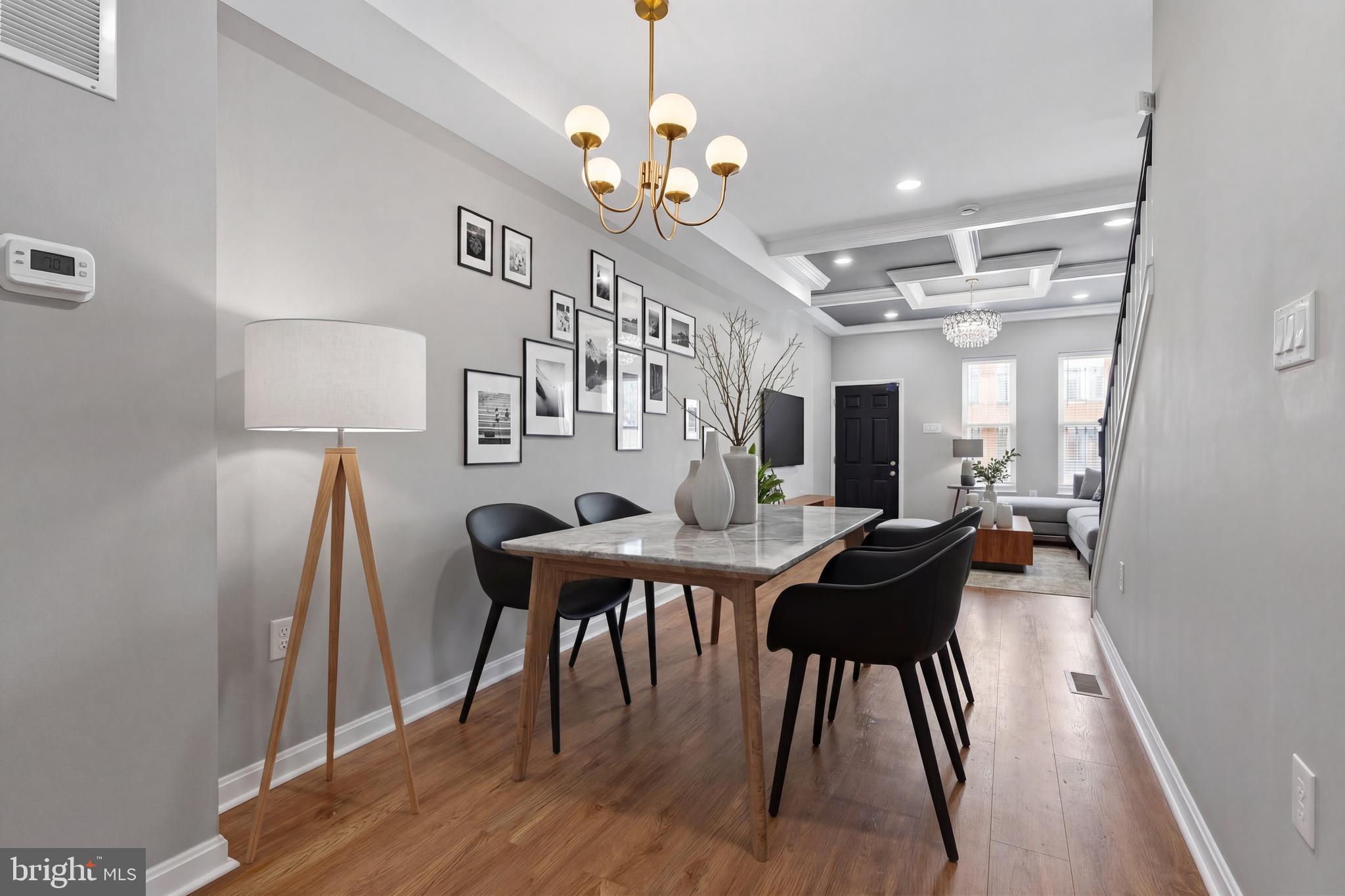 SANDTOWN-WINCHESTER - Residential