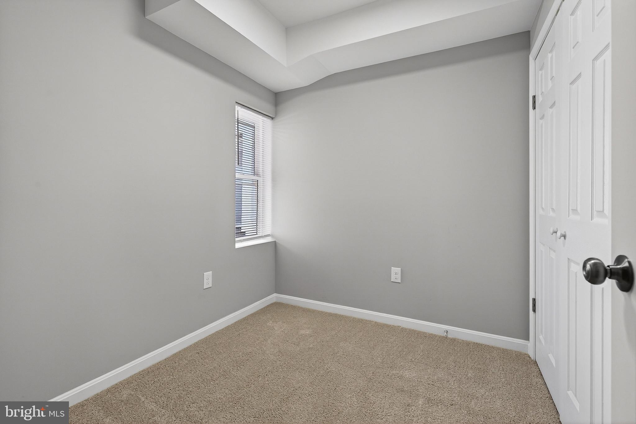 SANDTOWN-WINCHESTER - Residential