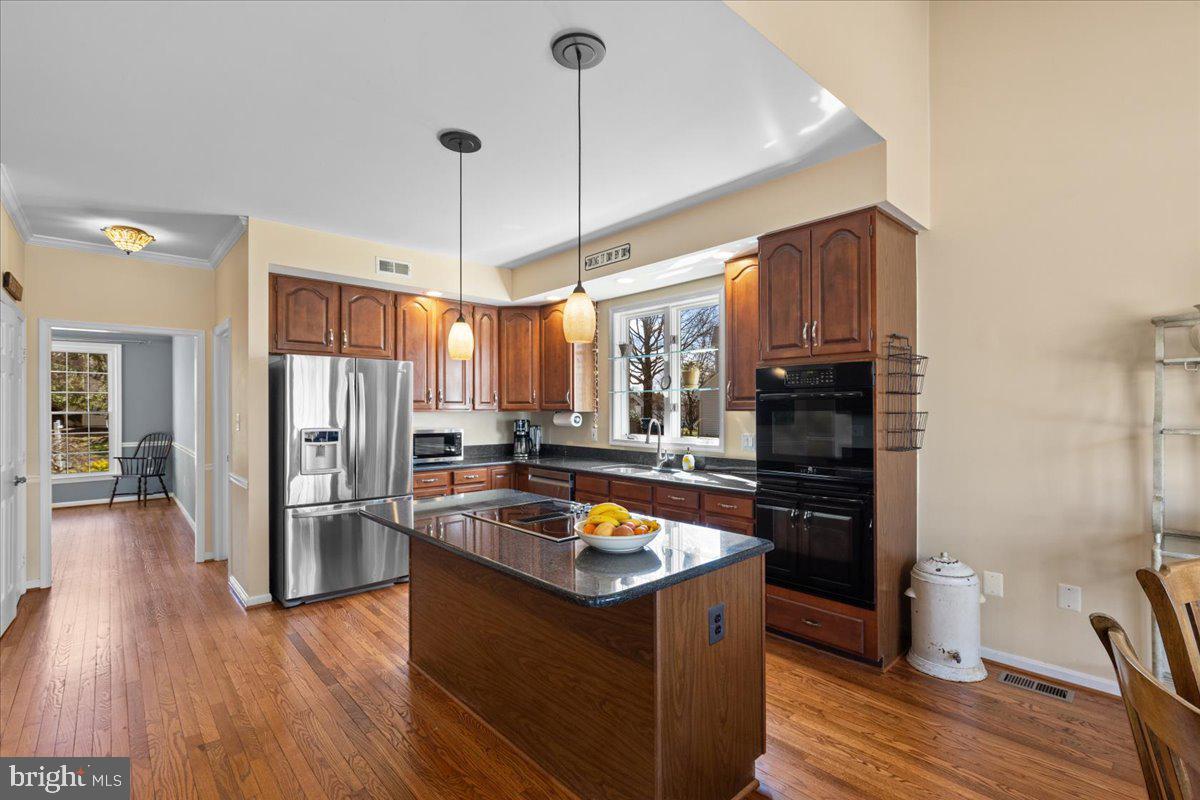 NORTH HART RUN - Residential