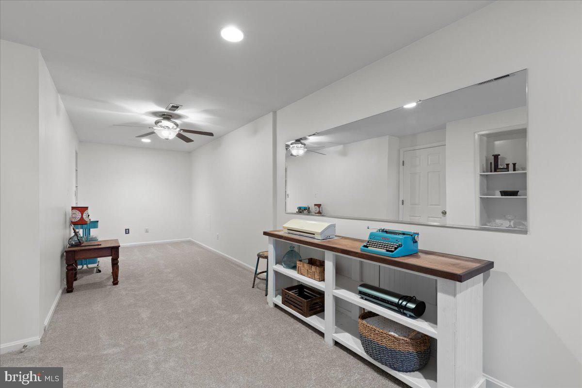 NORTH HART RUN - Residential