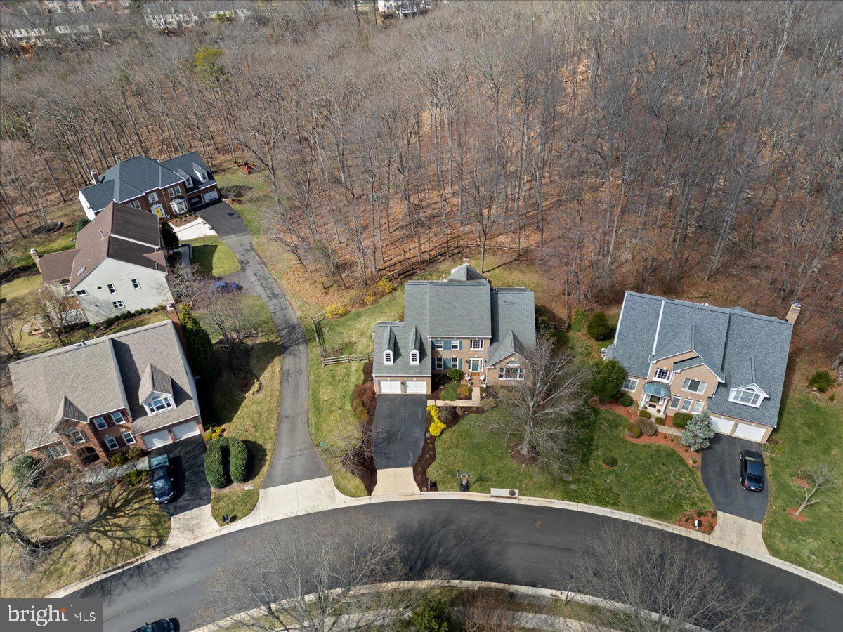 NORTH HART RUN - Residential