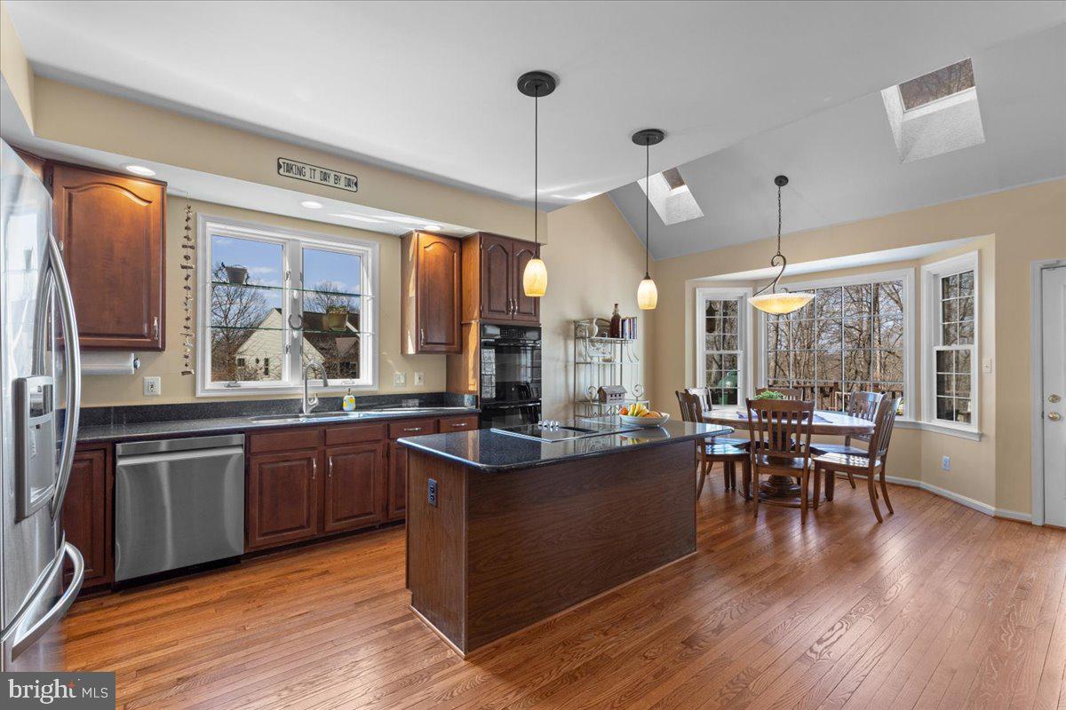 NORTH HART RUN - Residential