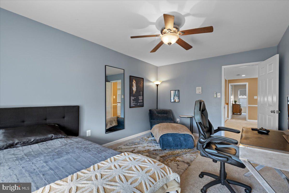 NORTH HART RUN - Residential