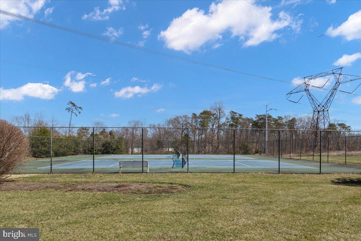 NORTH HART RUN - Residential